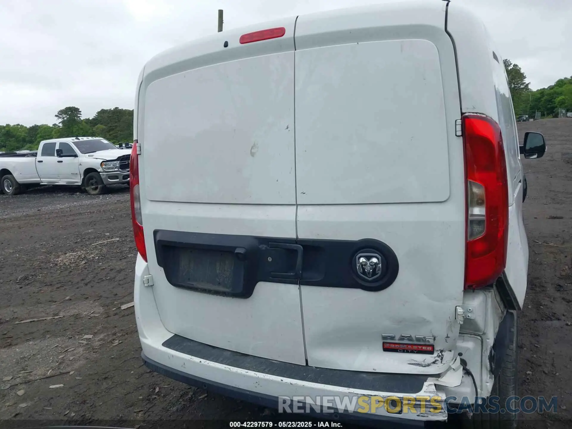 16 fotografías del automóvil dañado ZFBHRFBB6M6V75137 RAM PROMASTER CITY 2021