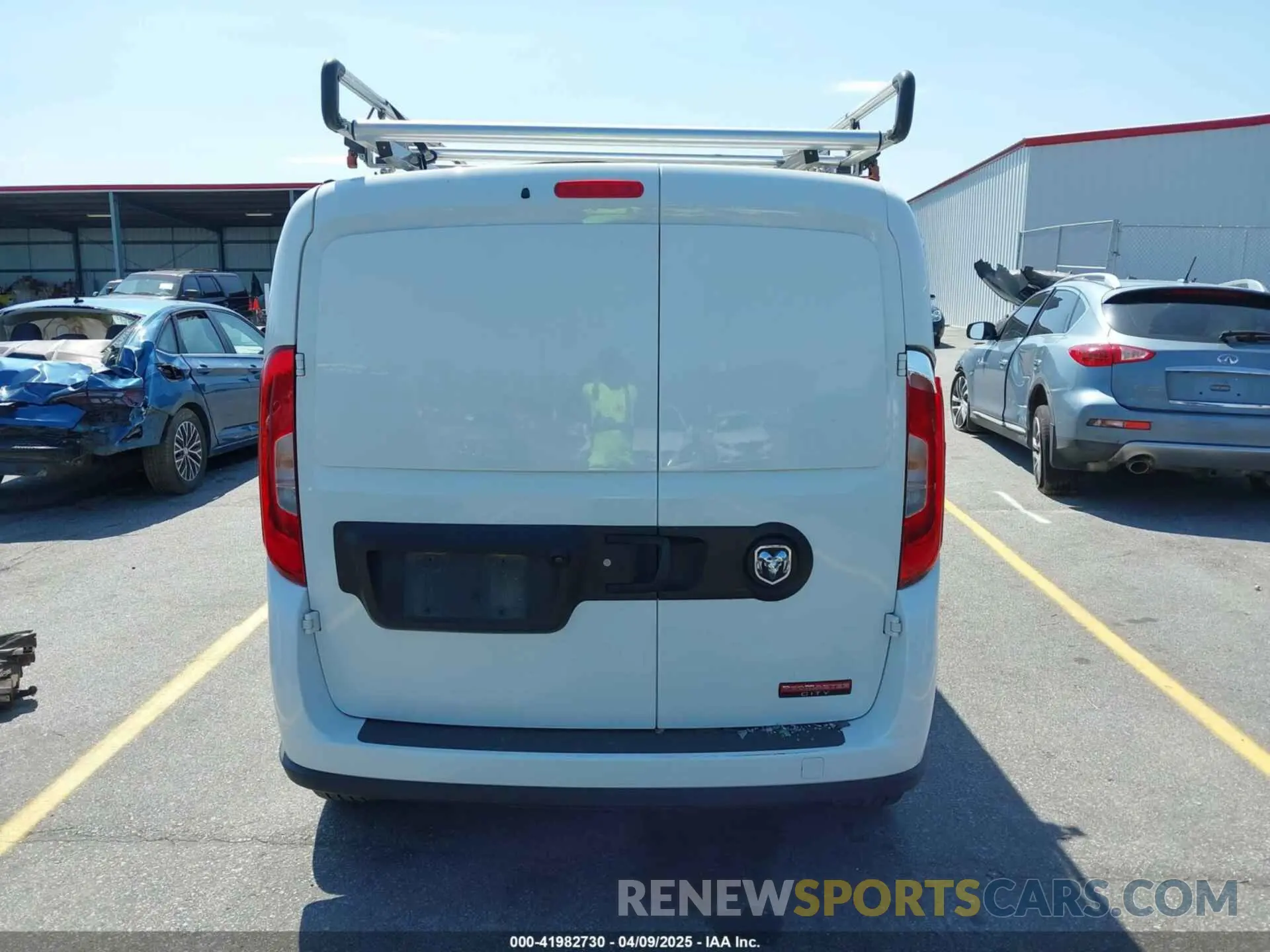16 fotografías del automóvil dañado ZFBHRFBB7M6V40736 RAM PROMASTER CITY 2021