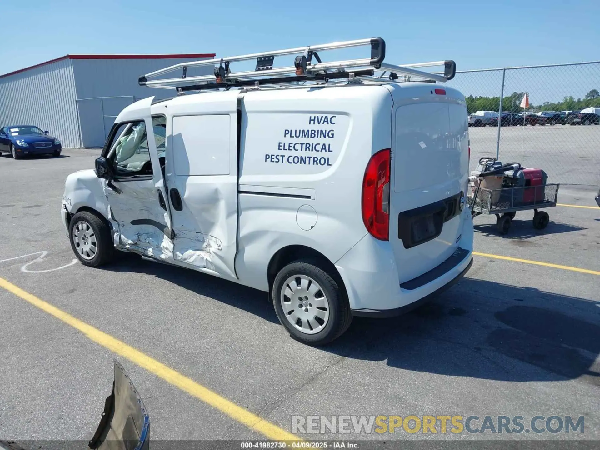 3 fotografías del automóvil dañado ZFBHRFBB7M6V40736 RAM PROMASTER CITY 2021