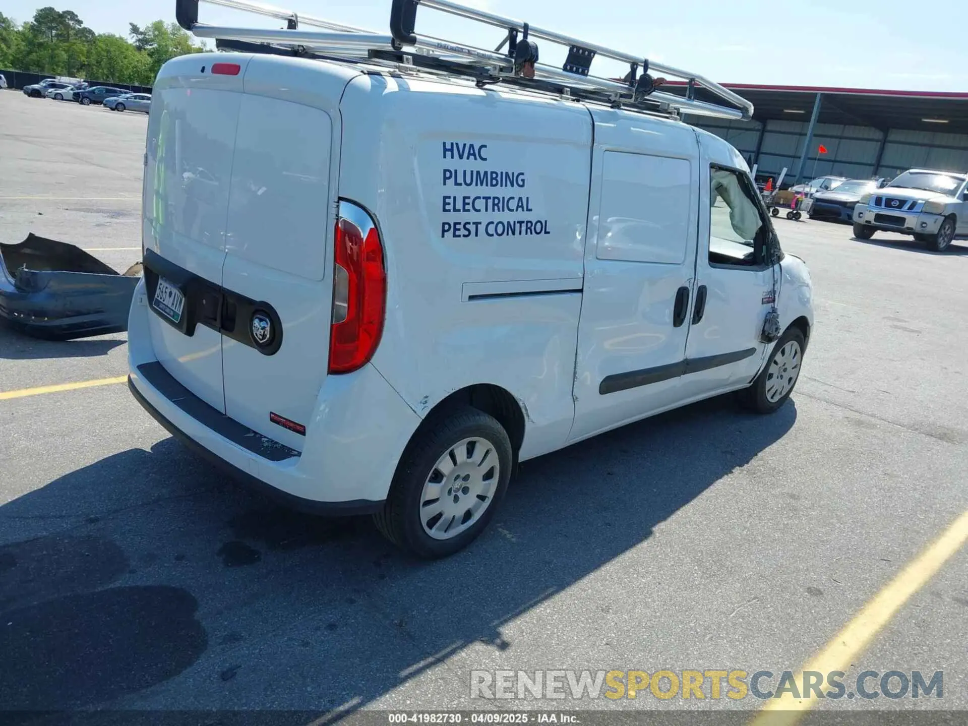 4 fotografías del automóvil dañado ZFBHRFBB7M6V40736 RAM PROMASTER CITY 2021