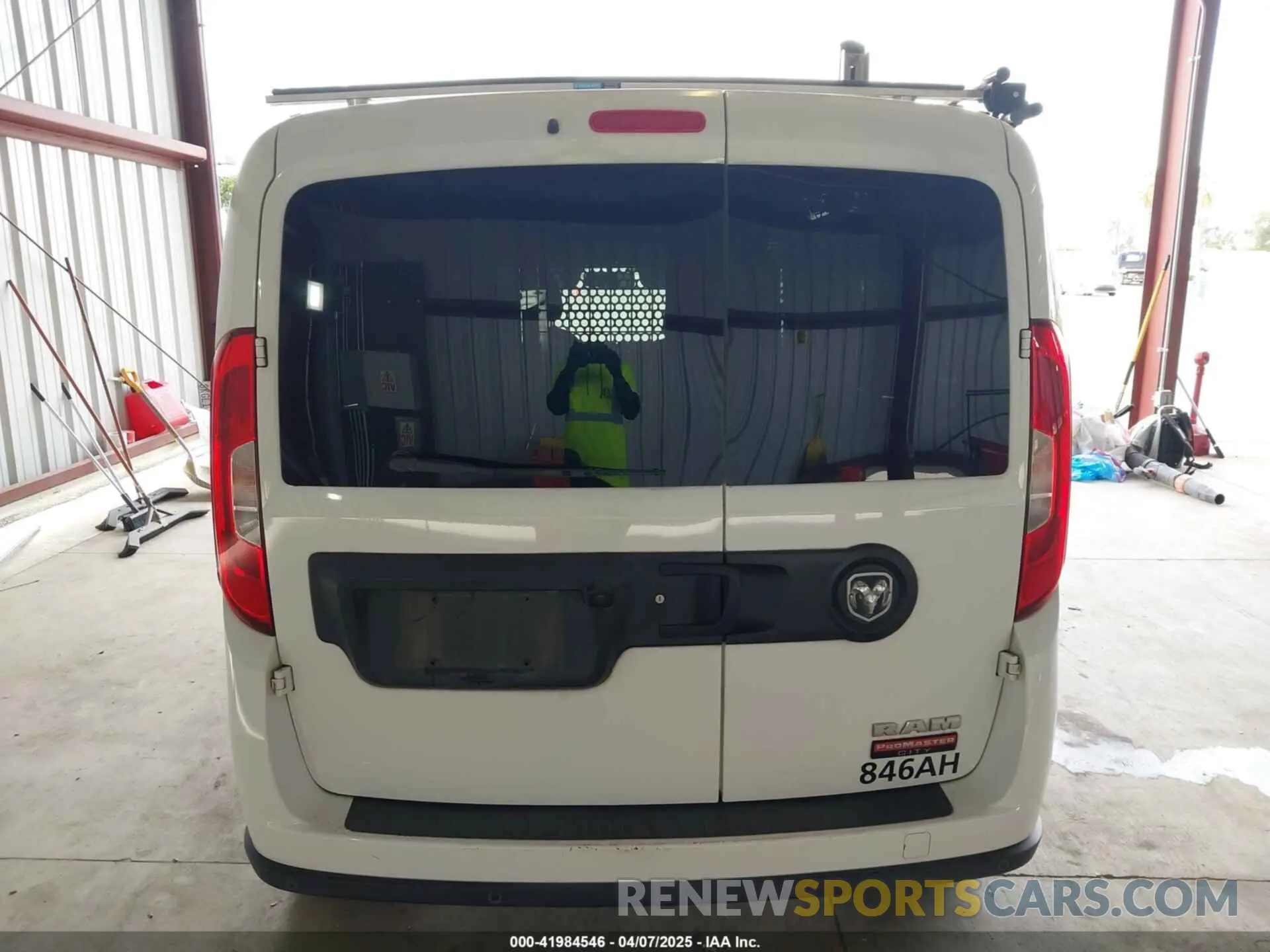 17 fotografías del automóvil dañado ZFBHRFBBXM6U21983 RAM PROMASTER CITY 2021