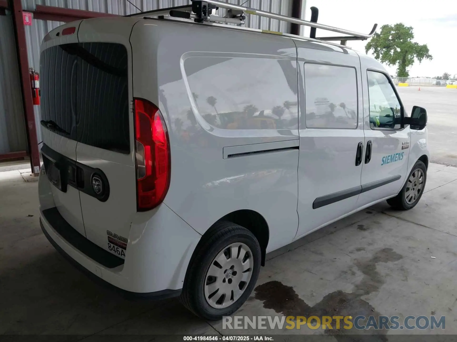 4 fotografías del automóvil dañado ZFBHRFBBXM6U21983 RAM PROMASTER CITY 2021