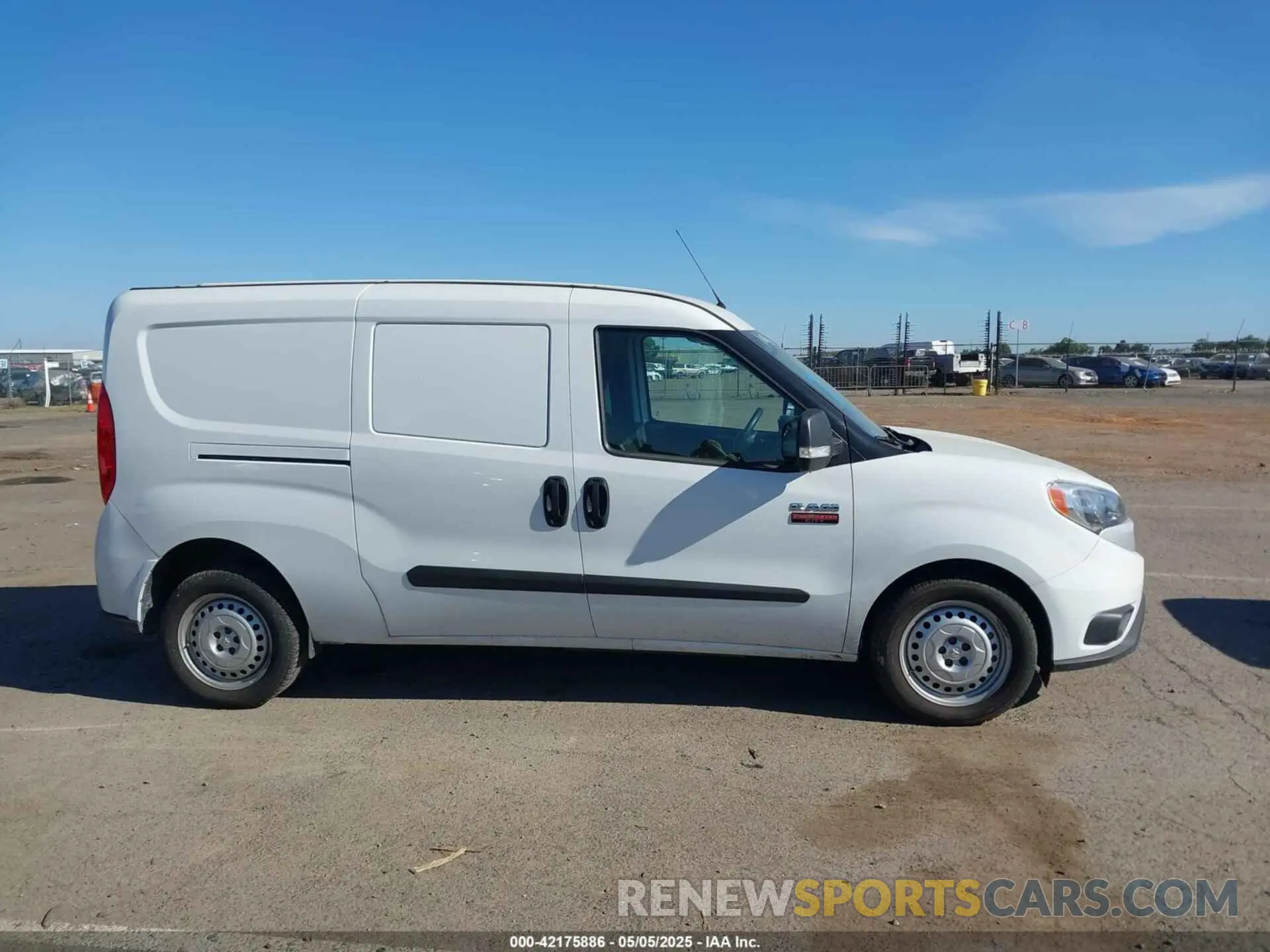 13 fotografías del automóvil dañado ZFBHRFAB3N6W35491 RAM PROMASTER CITY 2022