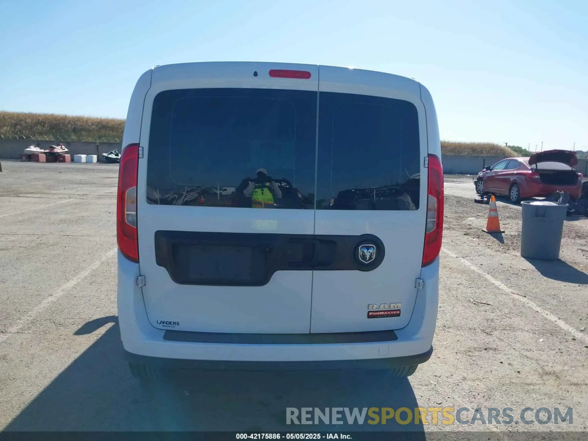 16 fotografías del automóvil dañado ZFBHRFAB3N6W35491 RAM PROMASTER CITY 2022