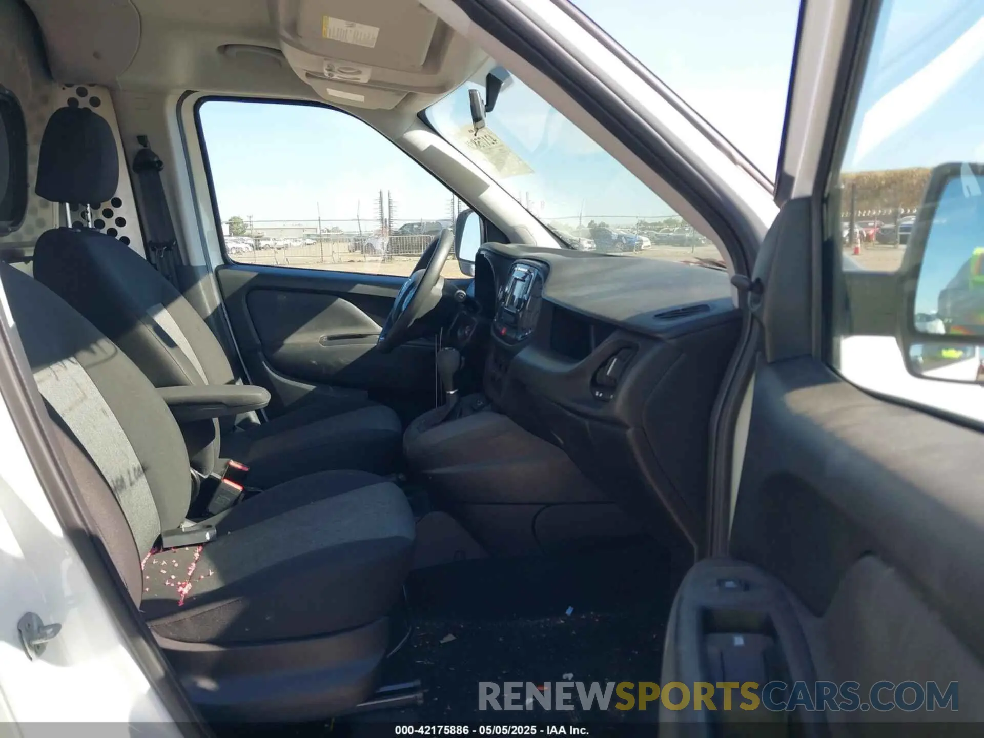 5 fotografías del automóvil dañado ZFBHRFAB3N6W35491 RAM PROMASTER CITY 2022