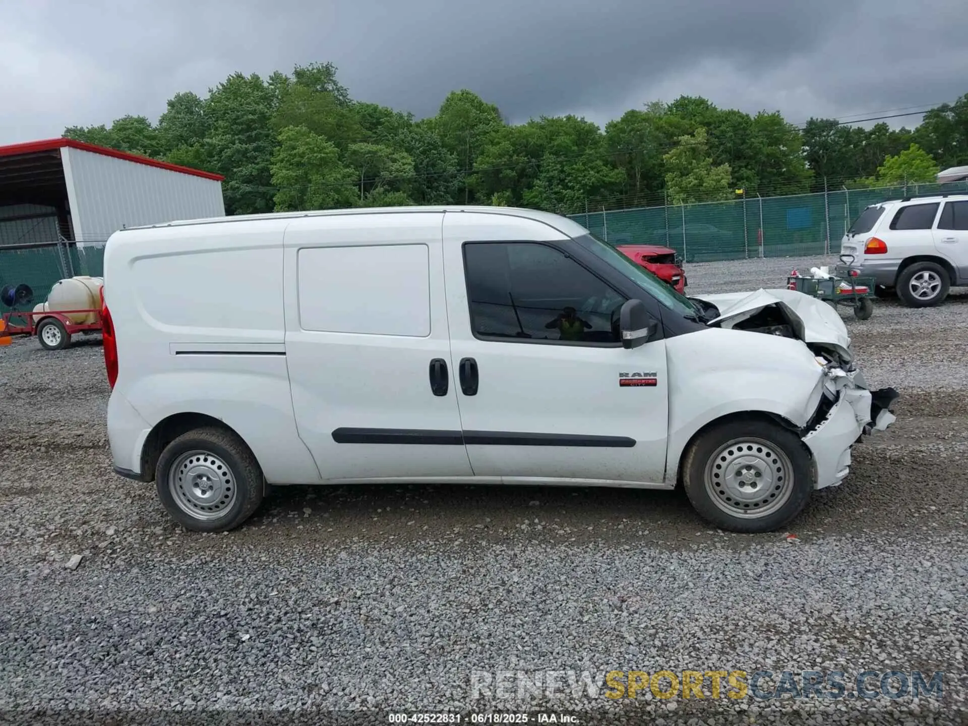 13 fotografías del automóvil dañado ZFBHRFAB6N6W82711 RAM PROMASTER CITY 2022