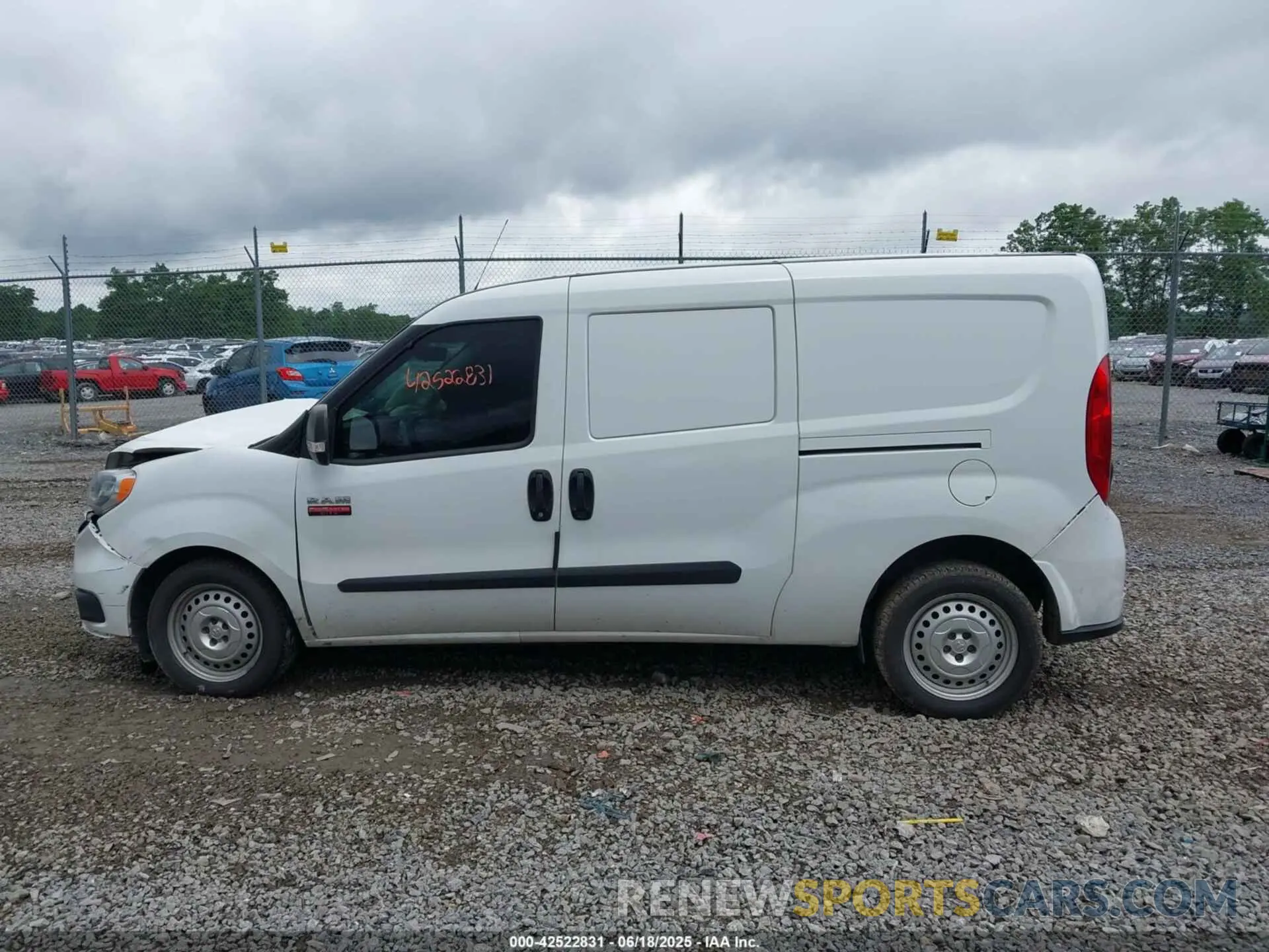 14 fotografías del automóvil dañado ZFBHRFAB6N6W82711 RAM PROMASTER CITY 2022