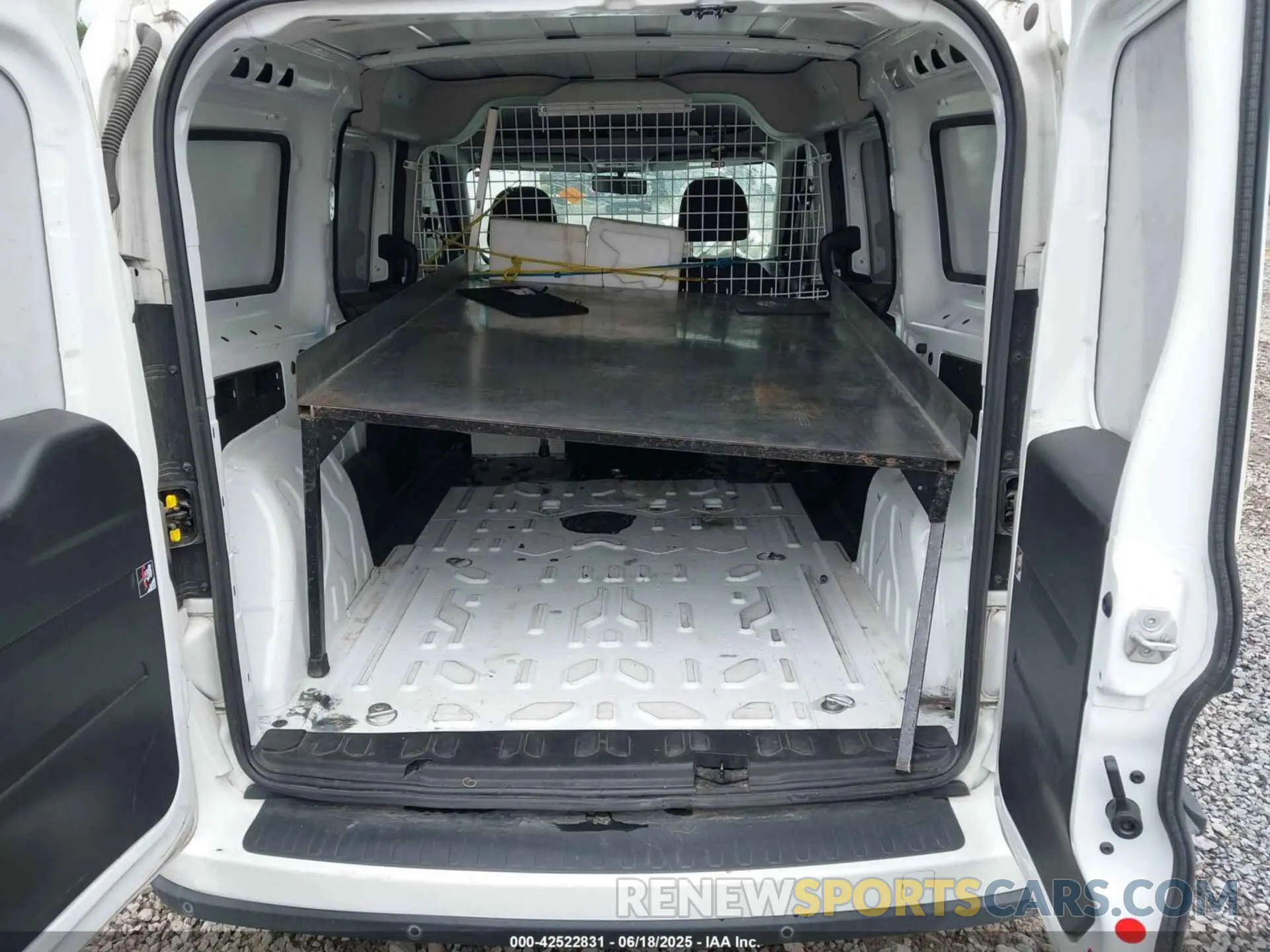 8 fotografías del automóvil dañado ZFBHRFAB6N6W82711 RAM PROMASTER CITY 2022