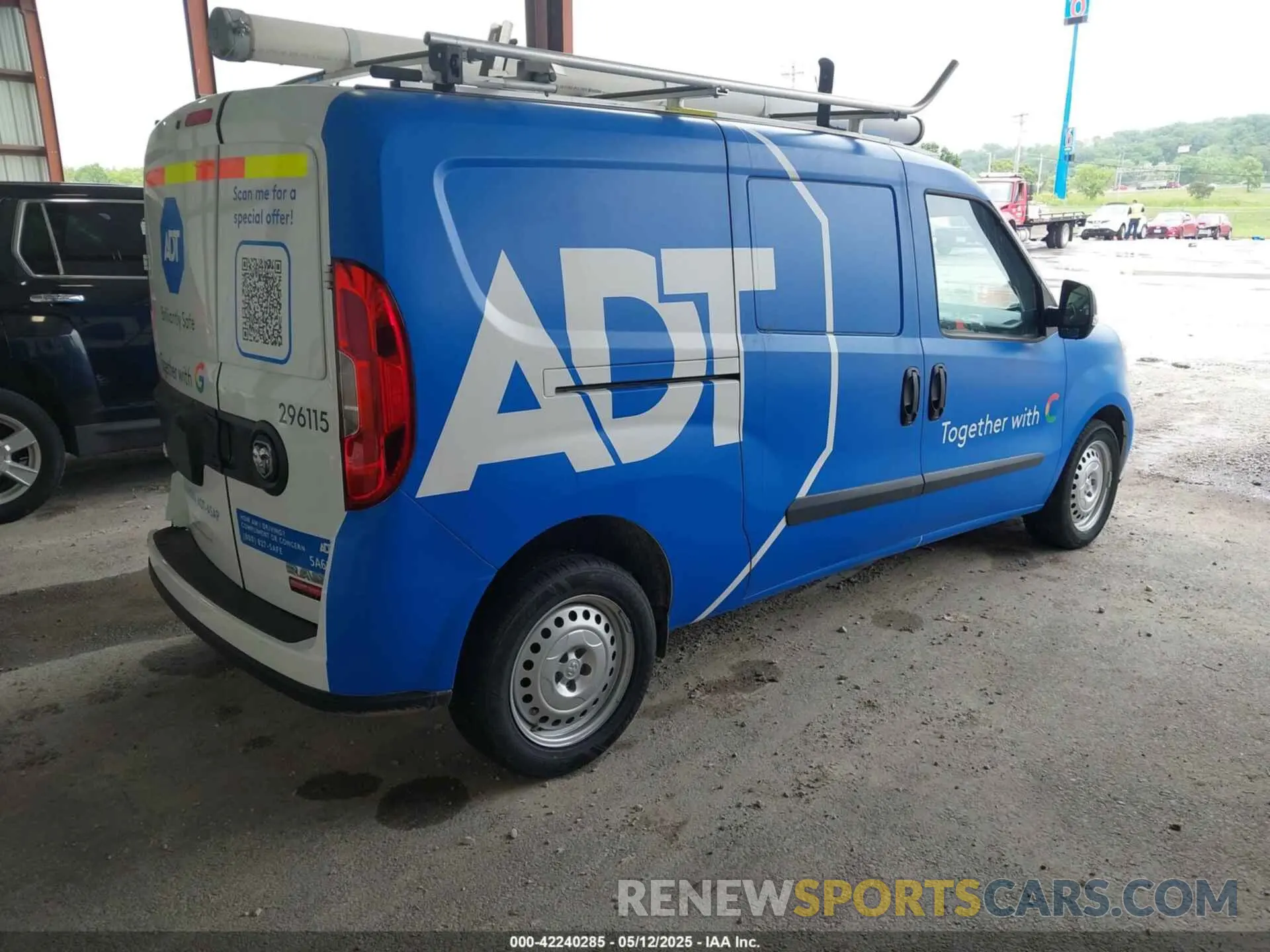 4 fotografías del automóvil dañado ZFBHRFAB6N6Y41453 RAM PROMASTER CITY 2022