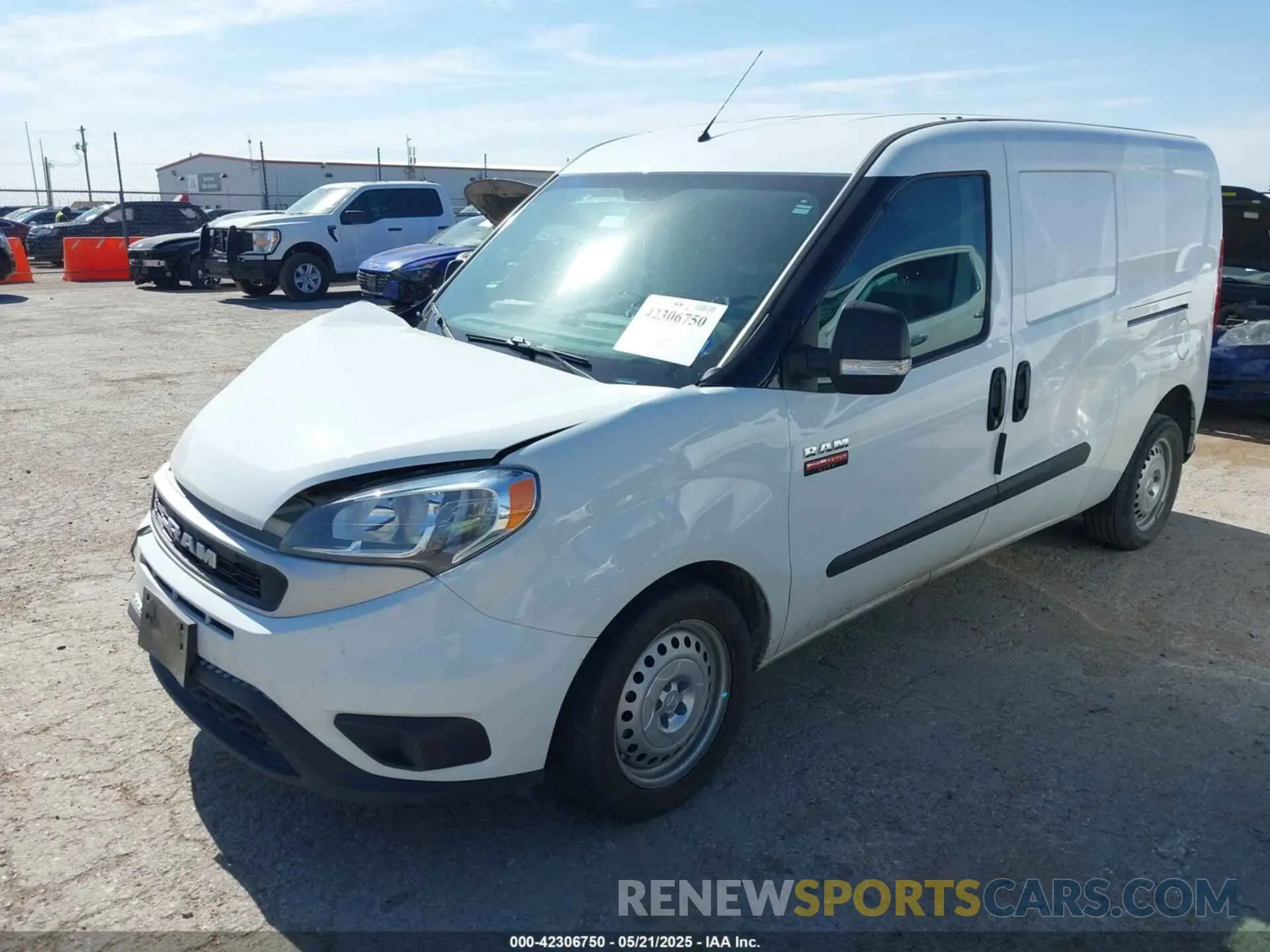 2 fotografías del automóvil dañado ZFBHRFAB7N6Y29442 RAM PROMASTER CITY 2022