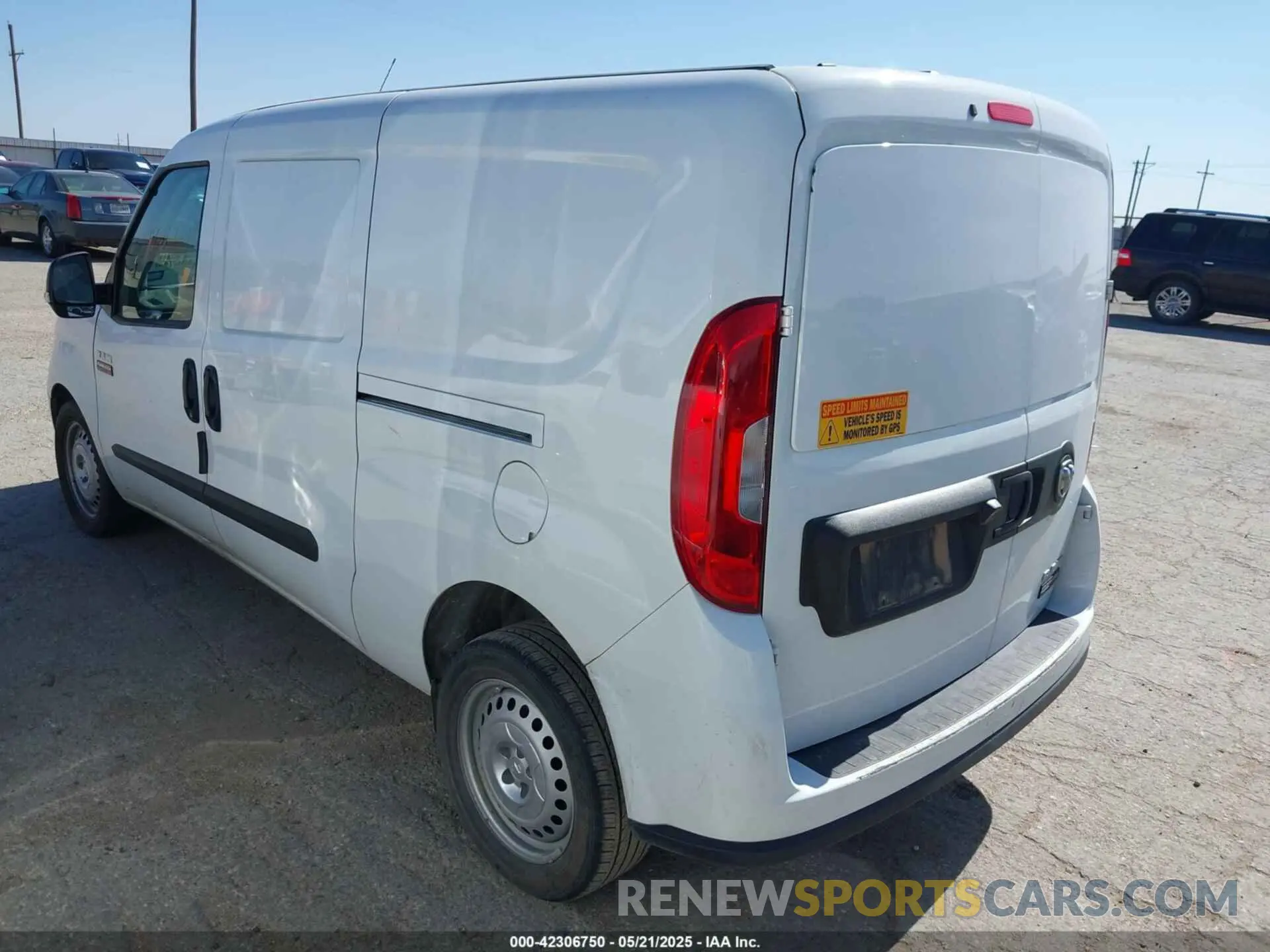 3 fotografías del automóvil dañado ZFBHRFAB7N6Y29442 RAM PROMASTER CITY 2022