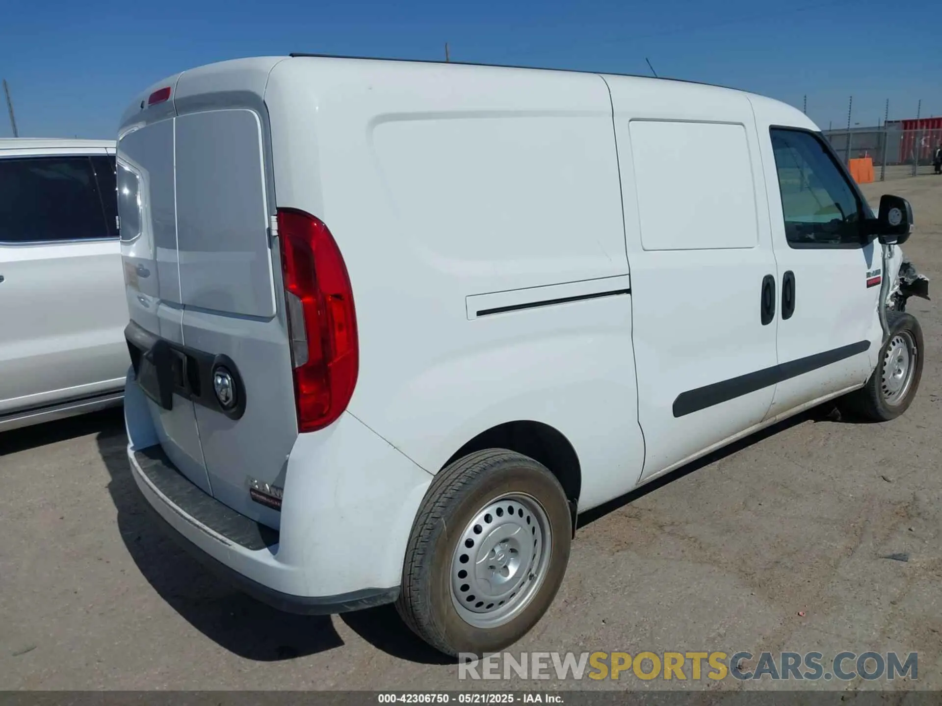 4 fotografías del automóvil dañado ZFBHRFAB7N6Y29442 RAM PROMASTER CITY 2022