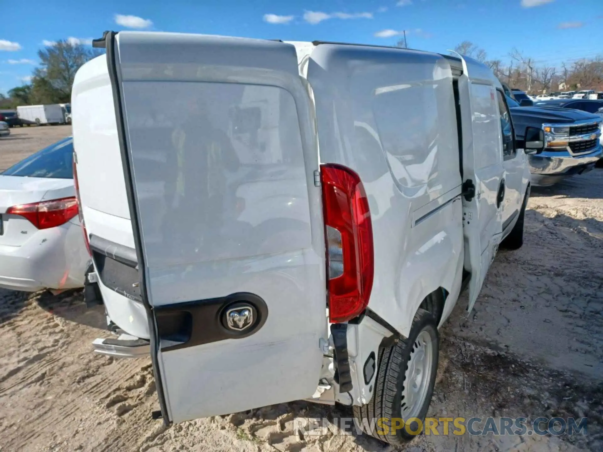 1 fotografías del automóvil dañado ZFBHRFAB7N6Y37492 RAM PROMASTER CITY 2022