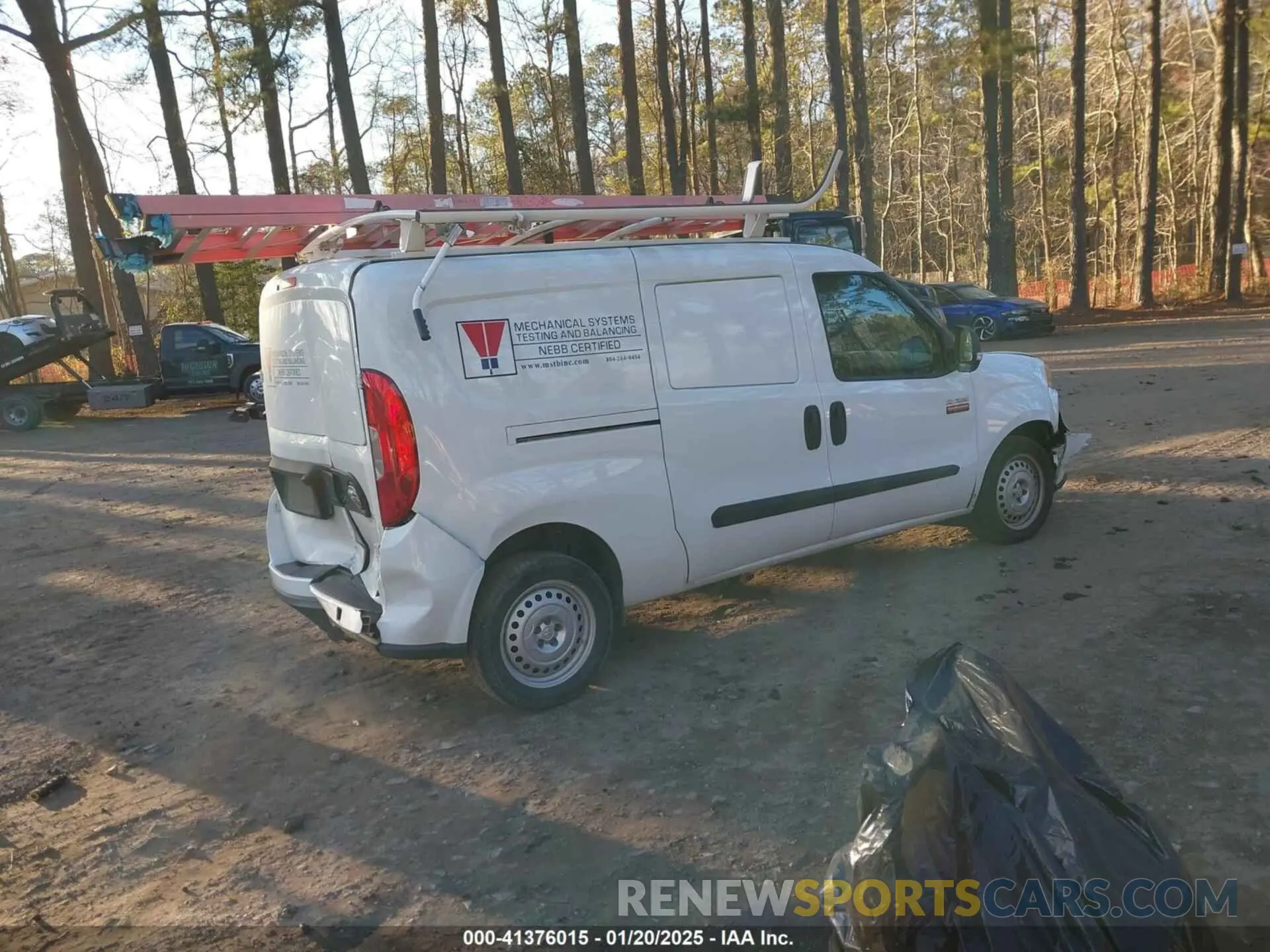4 fotografías del automóvil dañado ZFBHRFAB8N6W24485 RAM PROMASTER CITY 2022