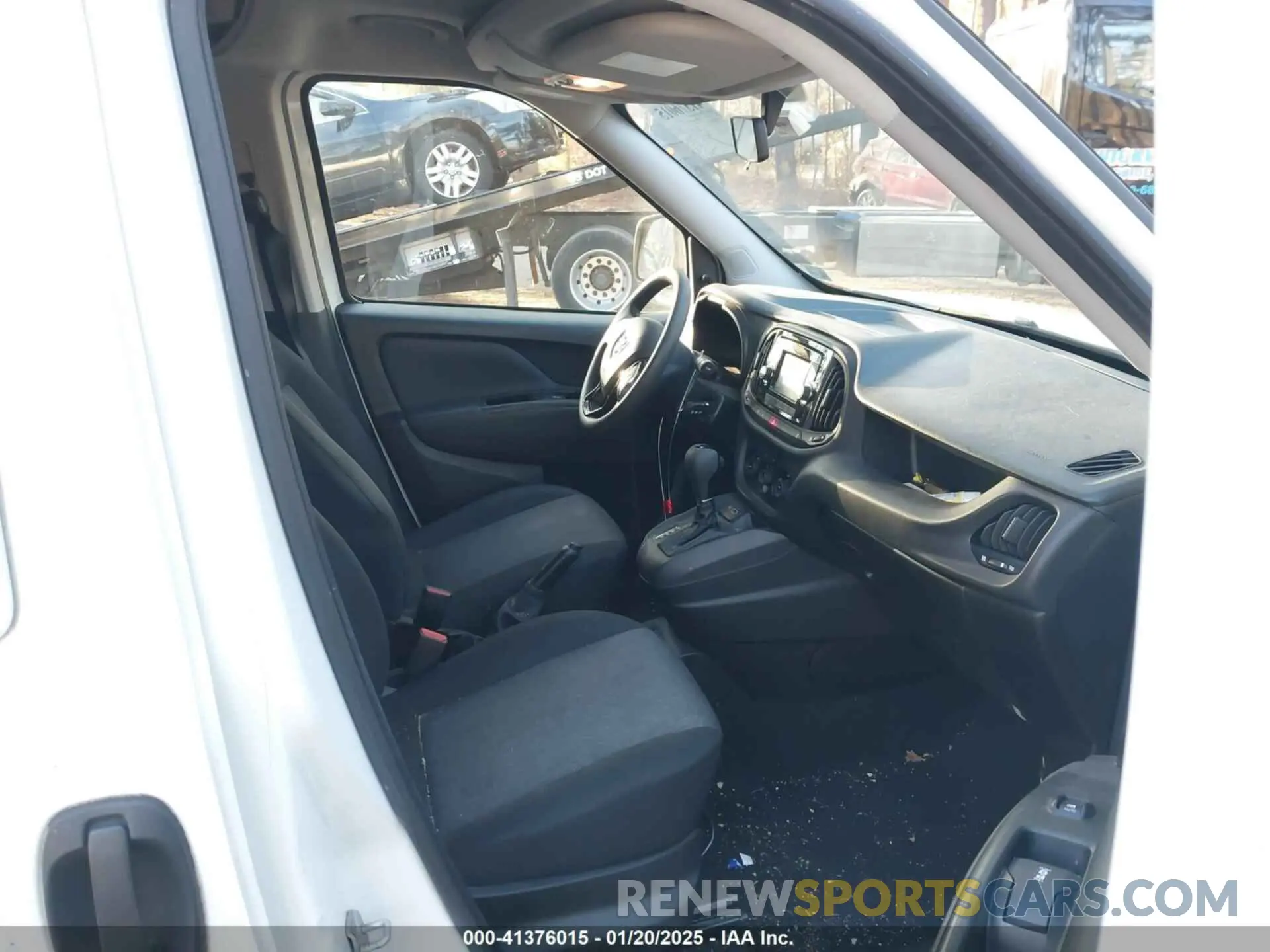 5 fotografías del automóvil dañado ZFBHRFAB8N6W24485 RAM PROMASTER CITY 2022