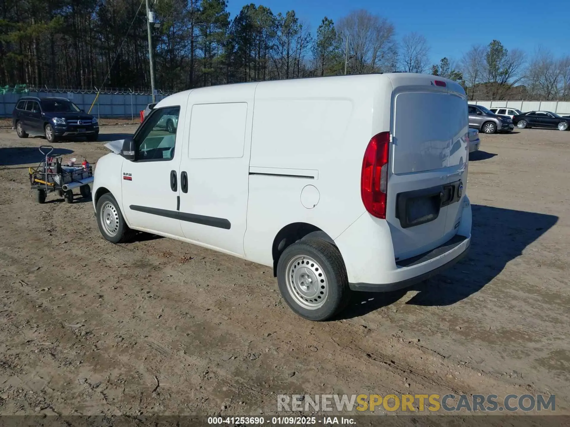 3 fotografías del automóvil dañado ZFBHRFAB8N6Y72512 RAM PROMASTER CITY 2022