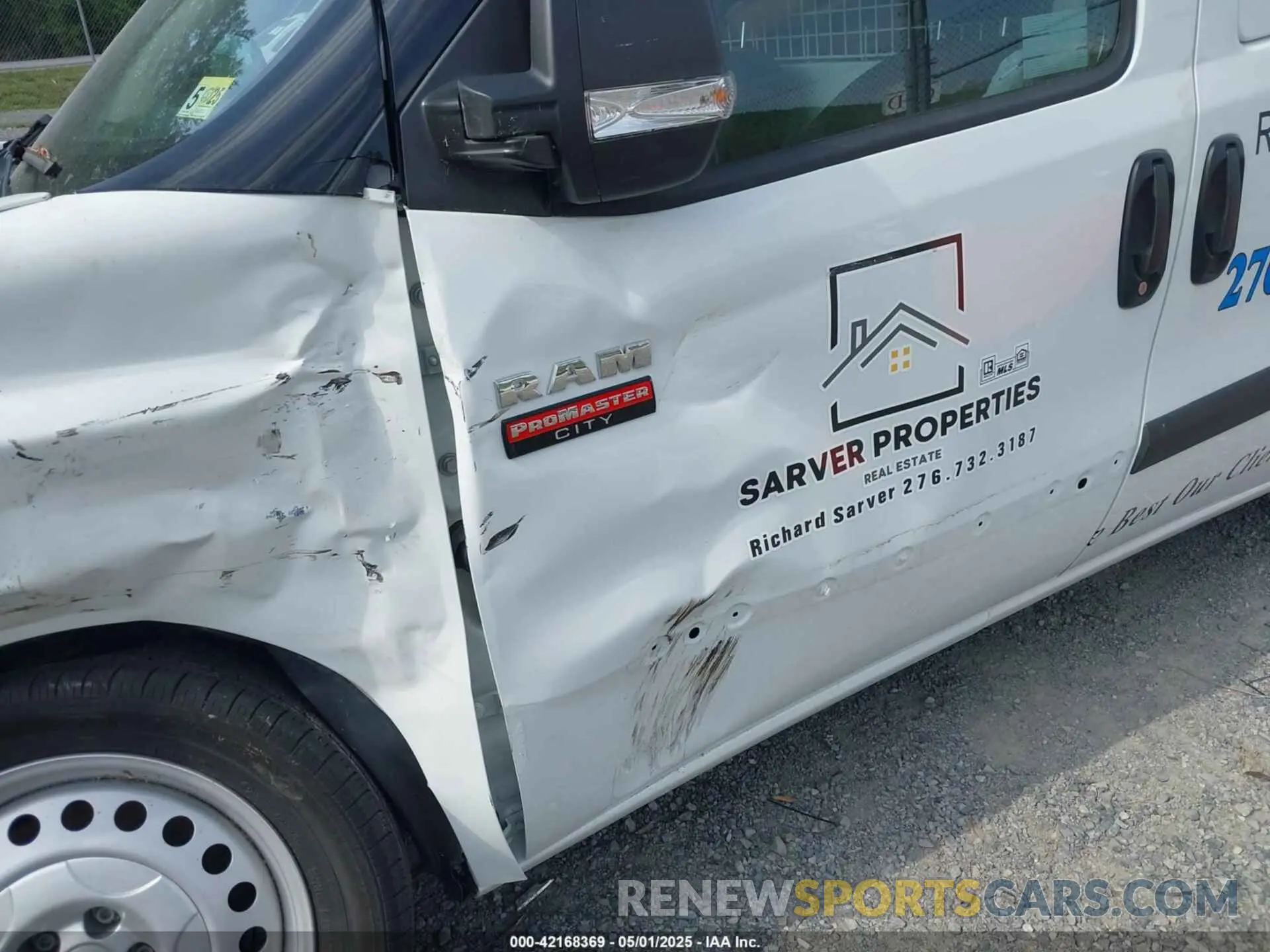 18 fotografías del automóvil dañado ZFBHRFABXN6X98994 RAM PROMASTER CITY 2022