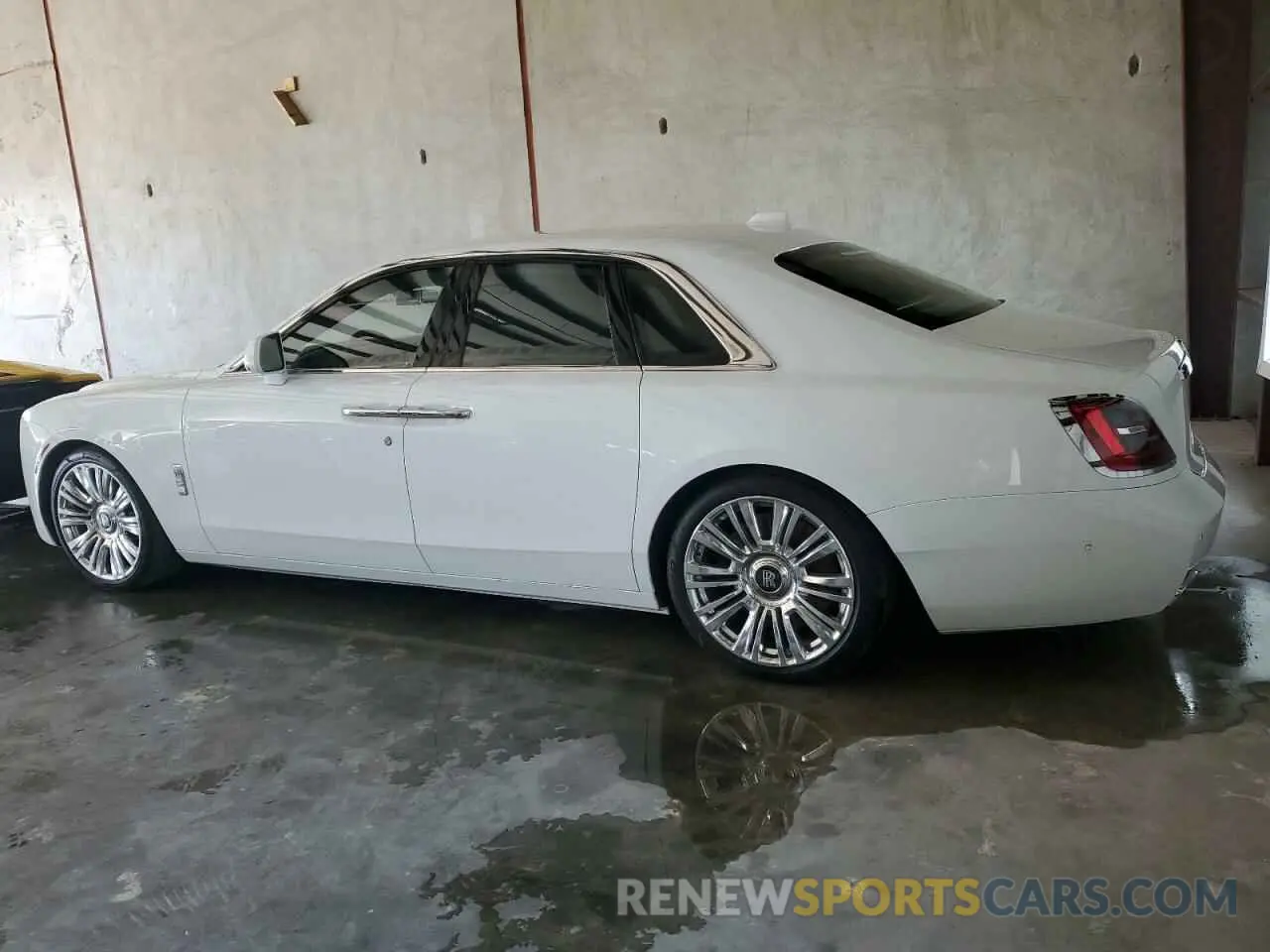 2 fotografías del automóvil dañado SCATV0C01MU204838 ROLLS-ROYCE ALL MODELS 2021
