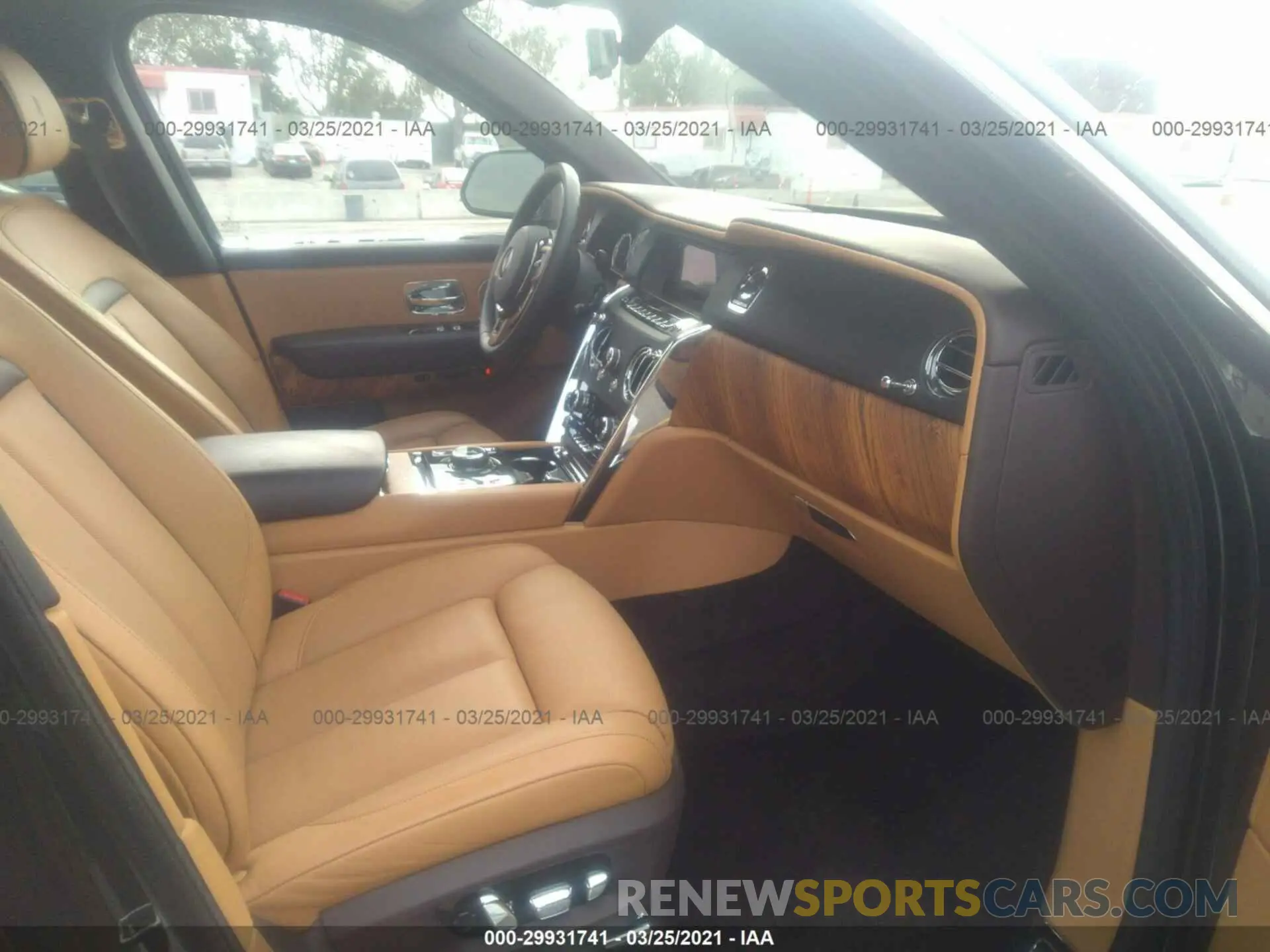 5 fotografías del automóvil dañado SLA689X50KU114236 ROLLS-ROYCE CULLINAN 2019