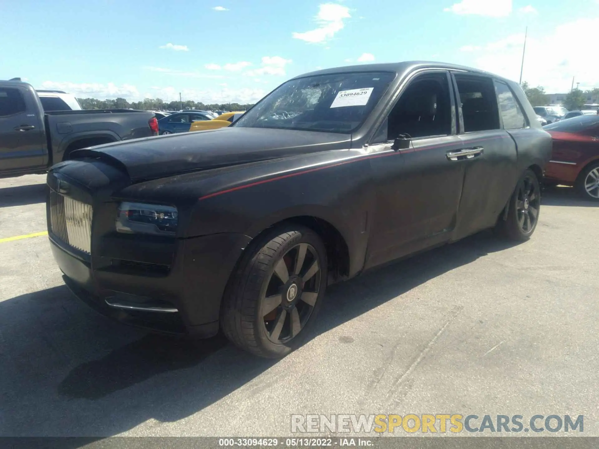 2 fotografías del automóvil dañado SLATV4C08LU200680 ROLLS-ROYCE CULLINAN 2020
