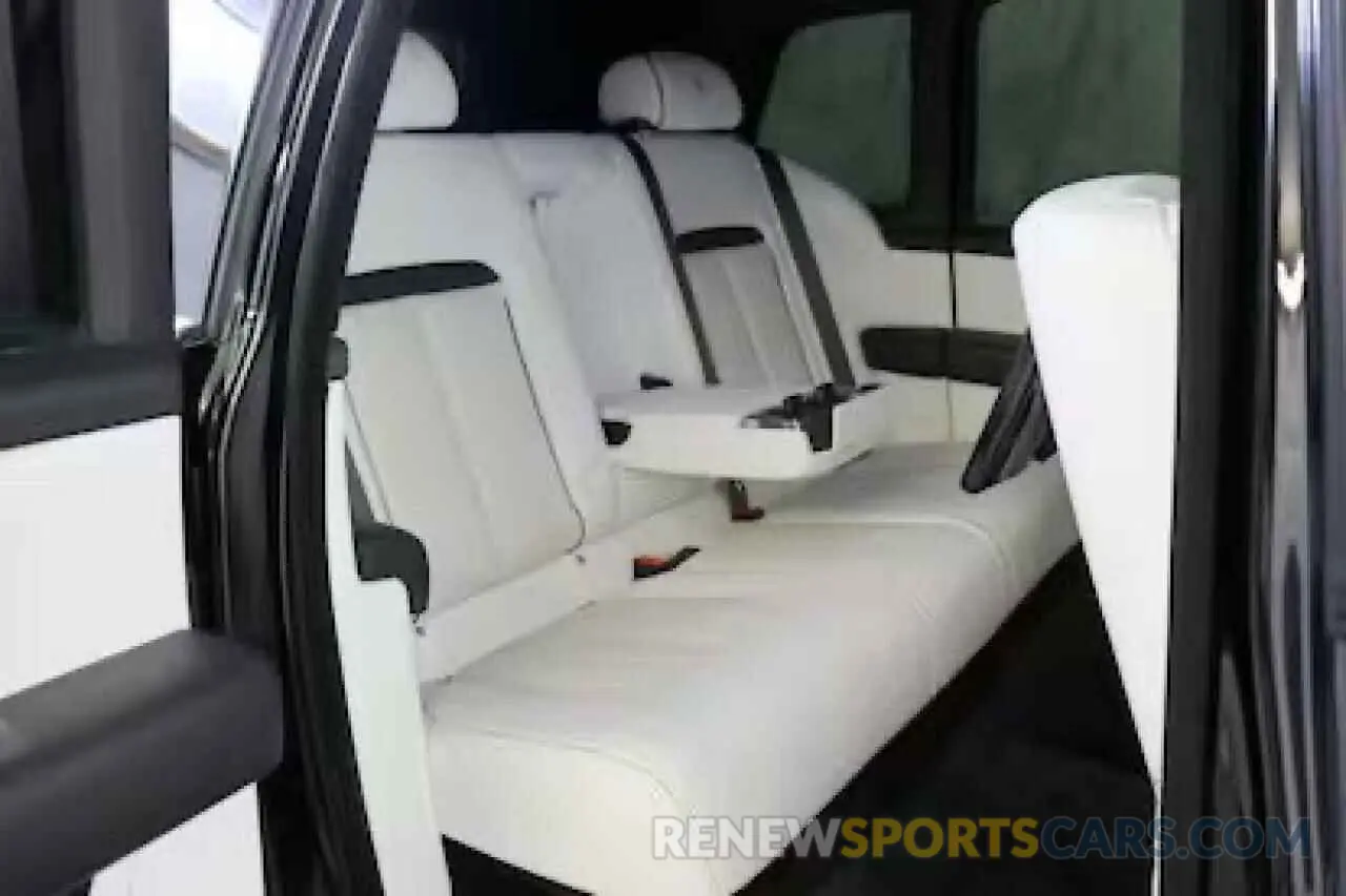 6 fotografías del automóvil dañado SLATV4C0XLU201XXX ROLLS-ROYCE CULLINAN 2020