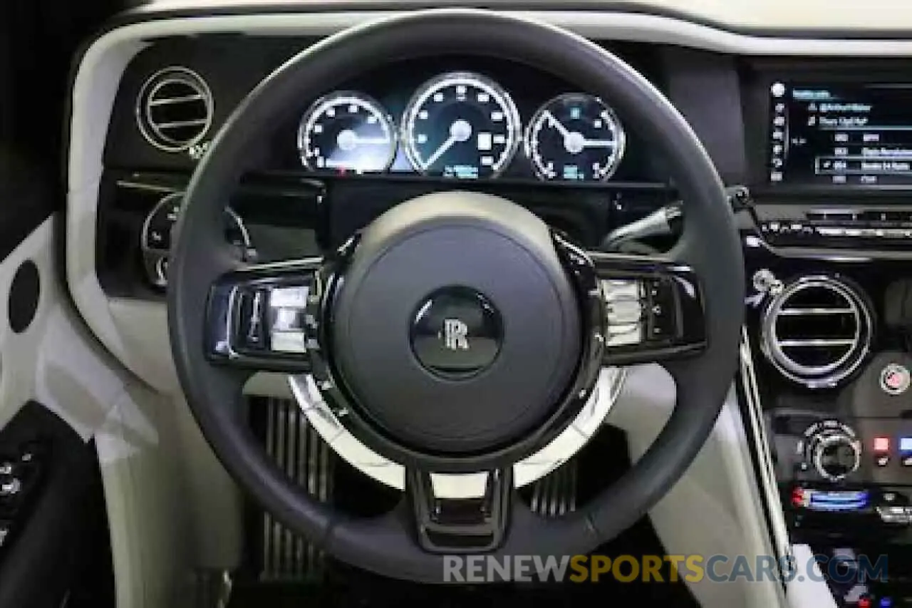 8 fotografías del automóvil dañado SLATV4C0XLU201XXX ROLLS-ROYCE CULLINAN 2020