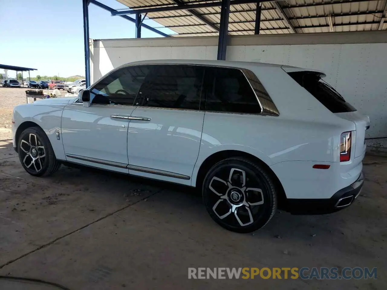 2 fotografías del automóvil dañado SLATV4C08NU209947 ROLLS-ROYCE CULLINAN 2022