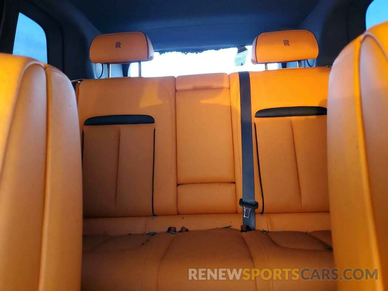10 fotografías del automóvil dañado SLATV4C01PU217942 ROLLS-ROYCE CULLINAN 2023