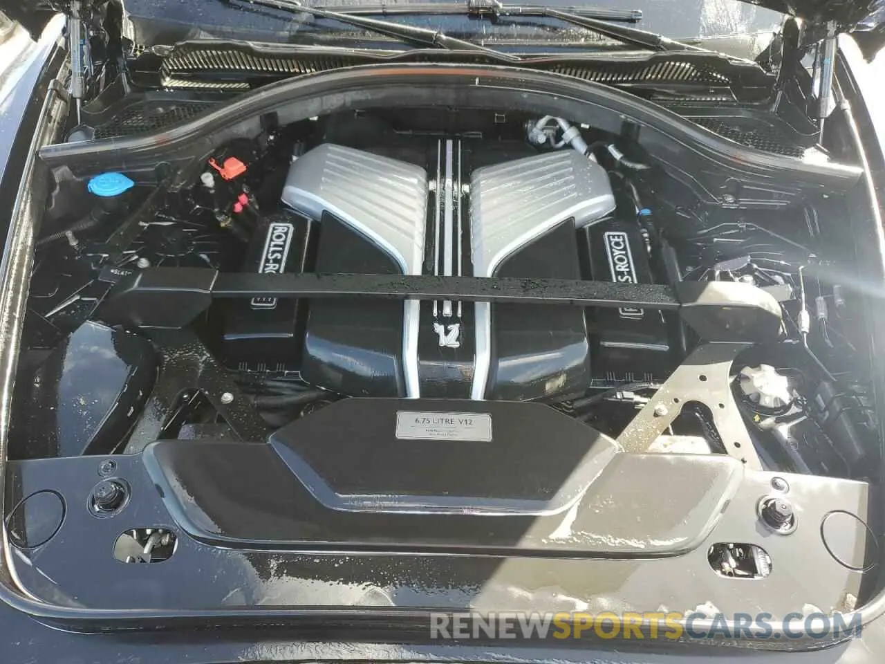 12 fotografías del automóvil dañado SLATV4C05PU219564 ROLLS-ROYCE CULLINAN 2023
