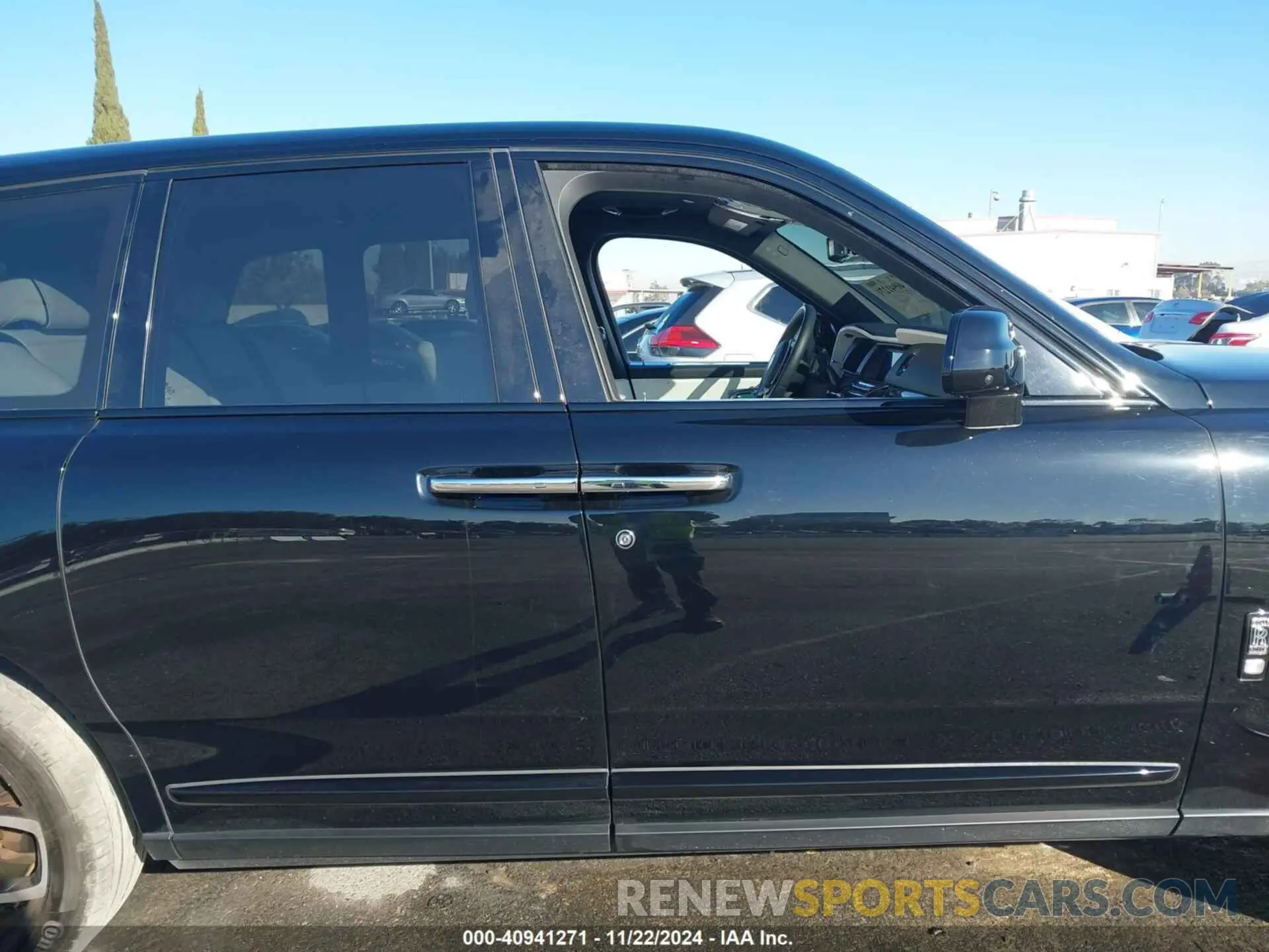 12 fotografías del automóvil dañado SLATV8C02PU215141 ROLLS-ROYCE CULLINAN 2023
