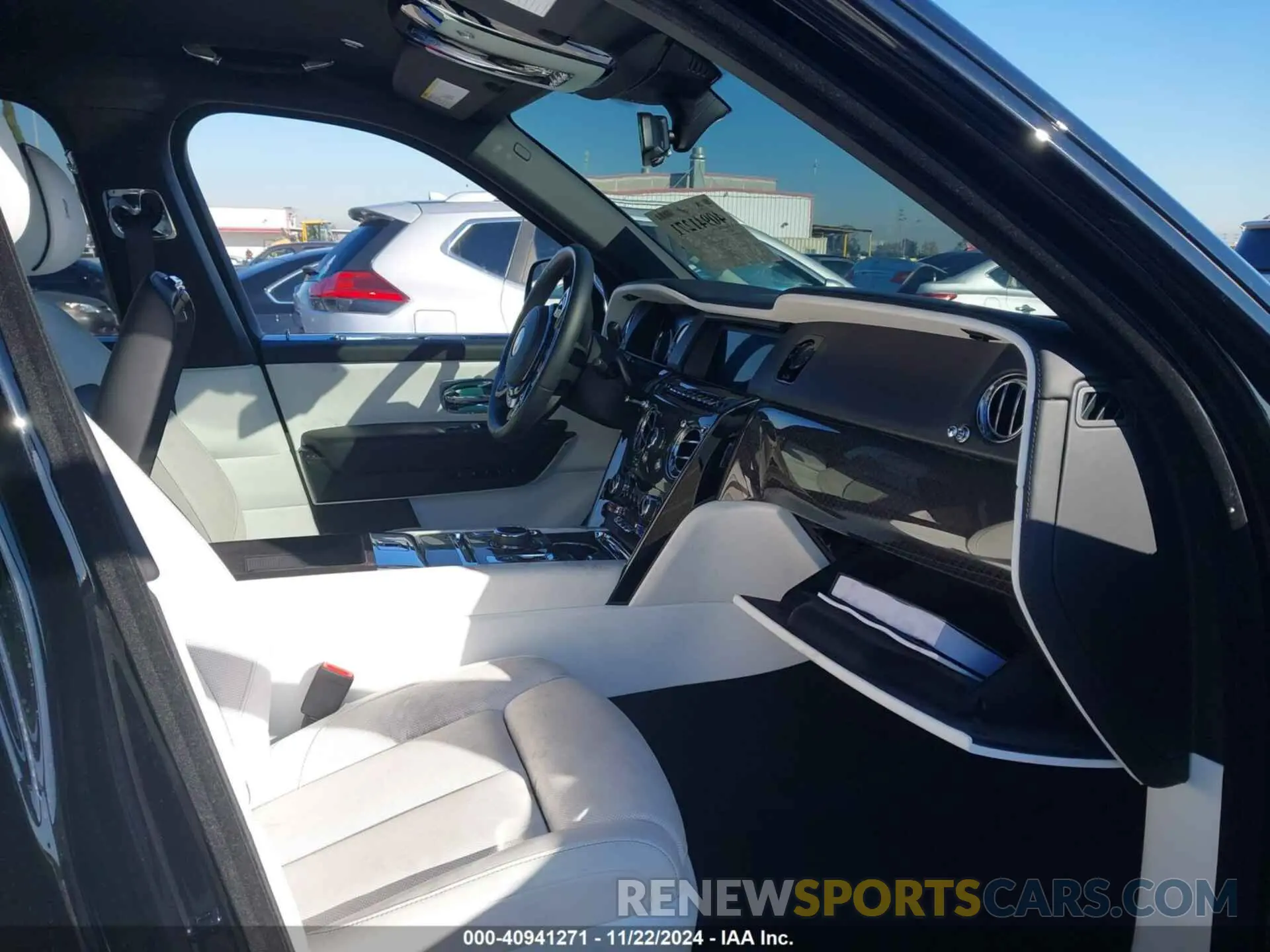 5 fotografías del automóvil dañado SLATV8C02PU215141 ROLLS-ROYCE CULLINAN 2023