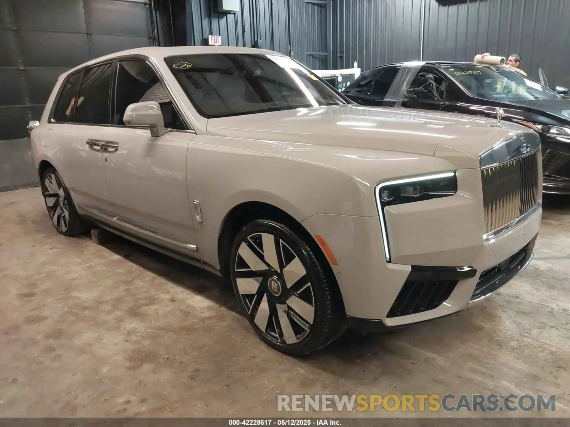 1 fotografías del automóvil dañado SLA13HA02SU227945 ROLLS-ROYCE CULLINAN 2025