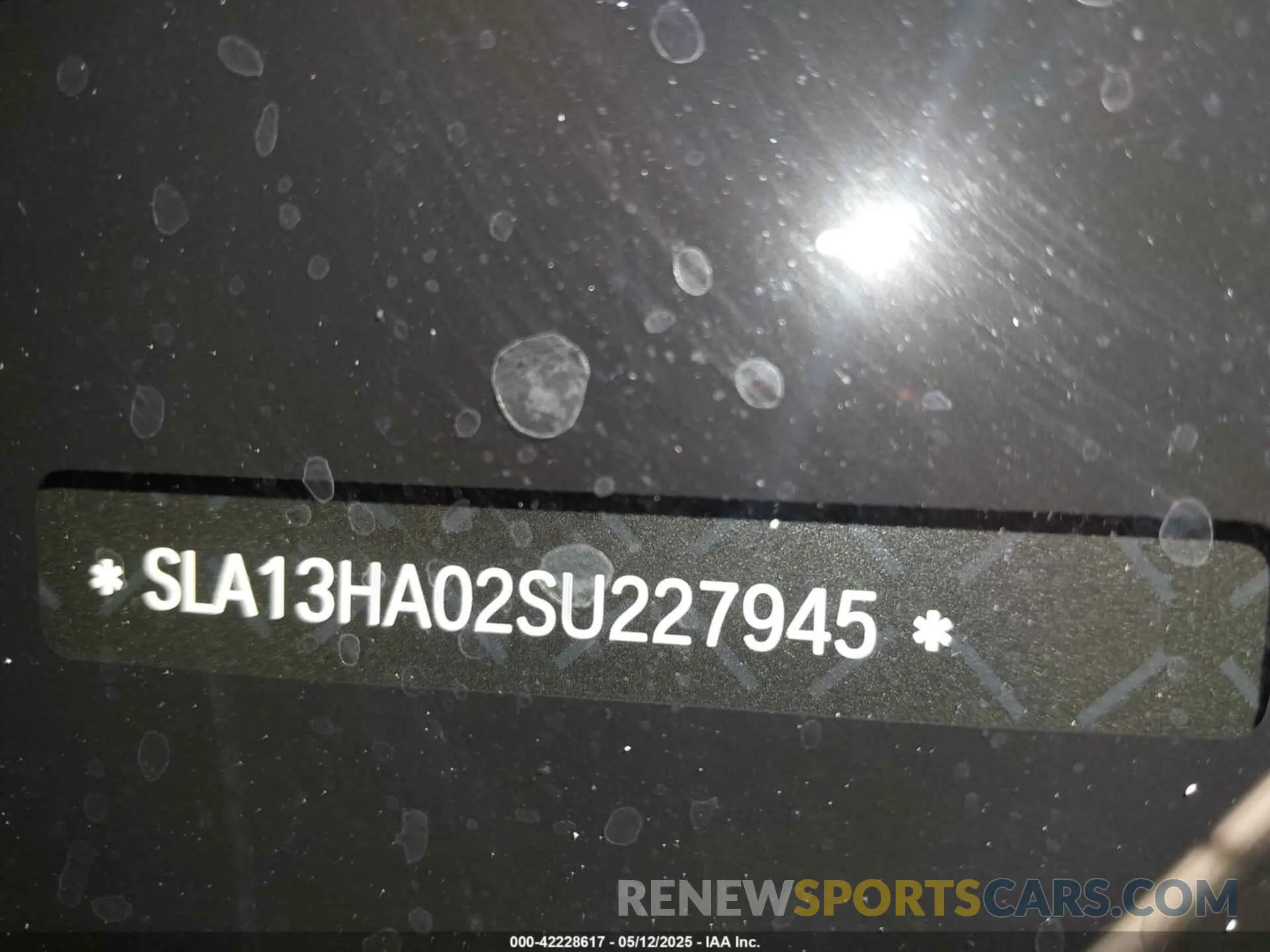 19 fotografías del automóvil dañado SLA13HA02SU227945 ROLLS-ROYCE CULLINAN 2025