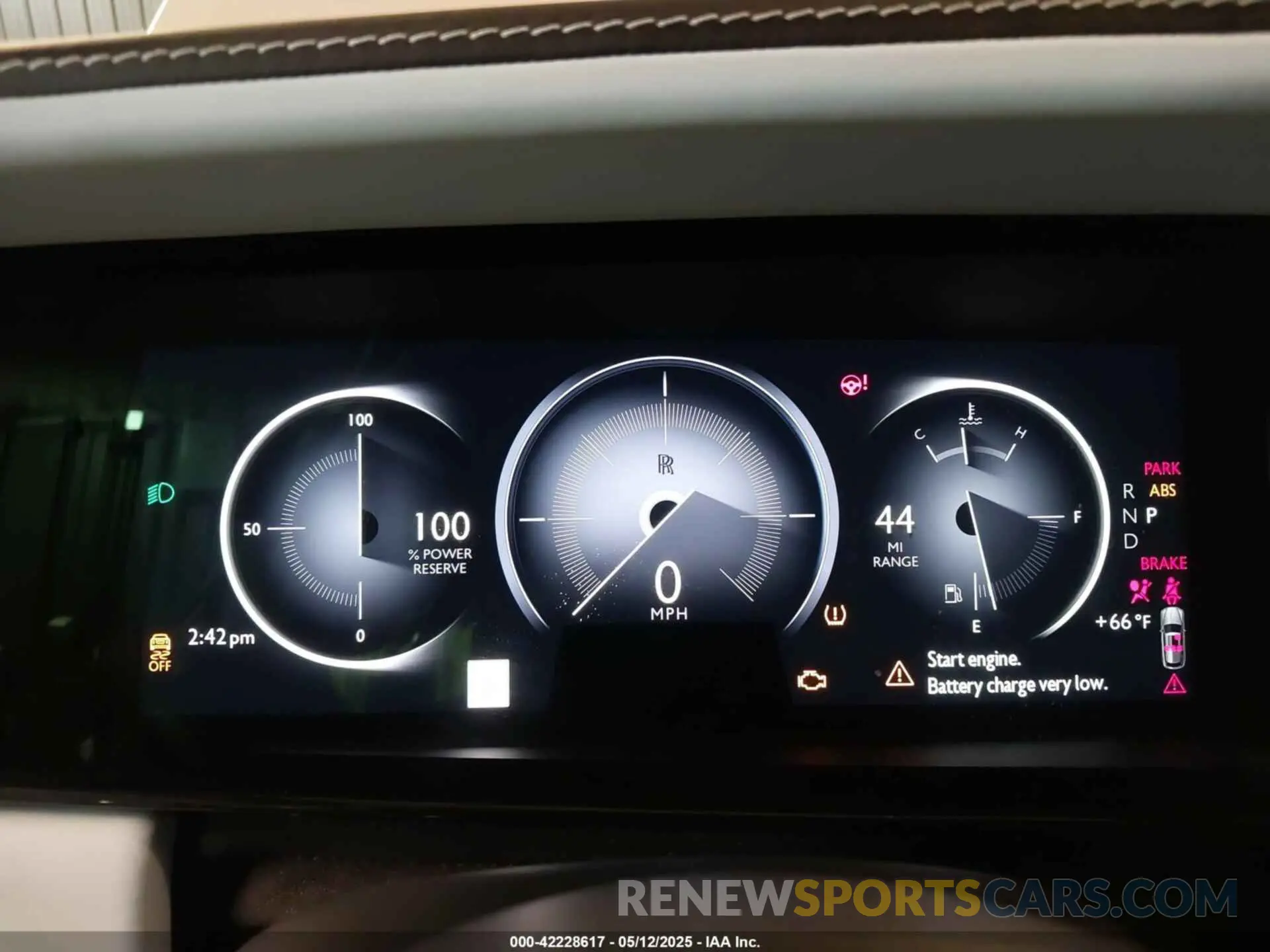 7 fotografías del automóvil dañado SLA13HA02SU227945 ROLLS-ROYCE CULLINAN 2025