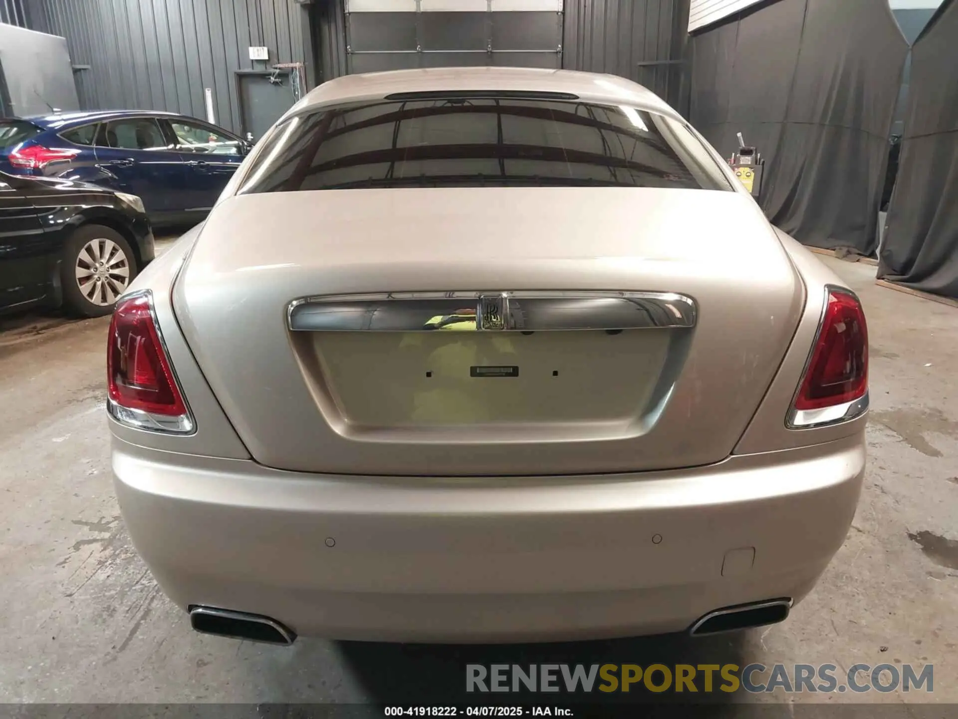 16 fotografías del automóvil dañado SCA665C53KUX87266 ROLLS-ROYCE WRAITH 2019
