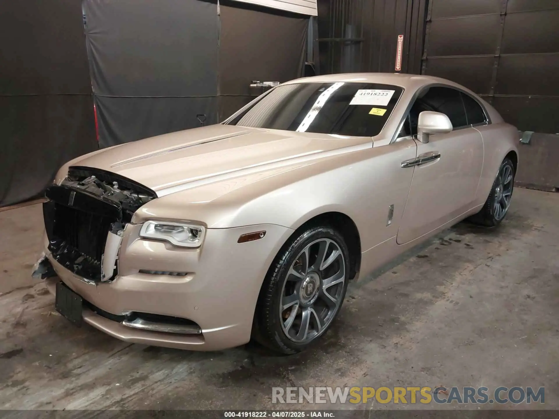 2 fotografías del automóvil dañado SCA665C53KUX87266 ROLLS-ROYCE WRAITH 2019