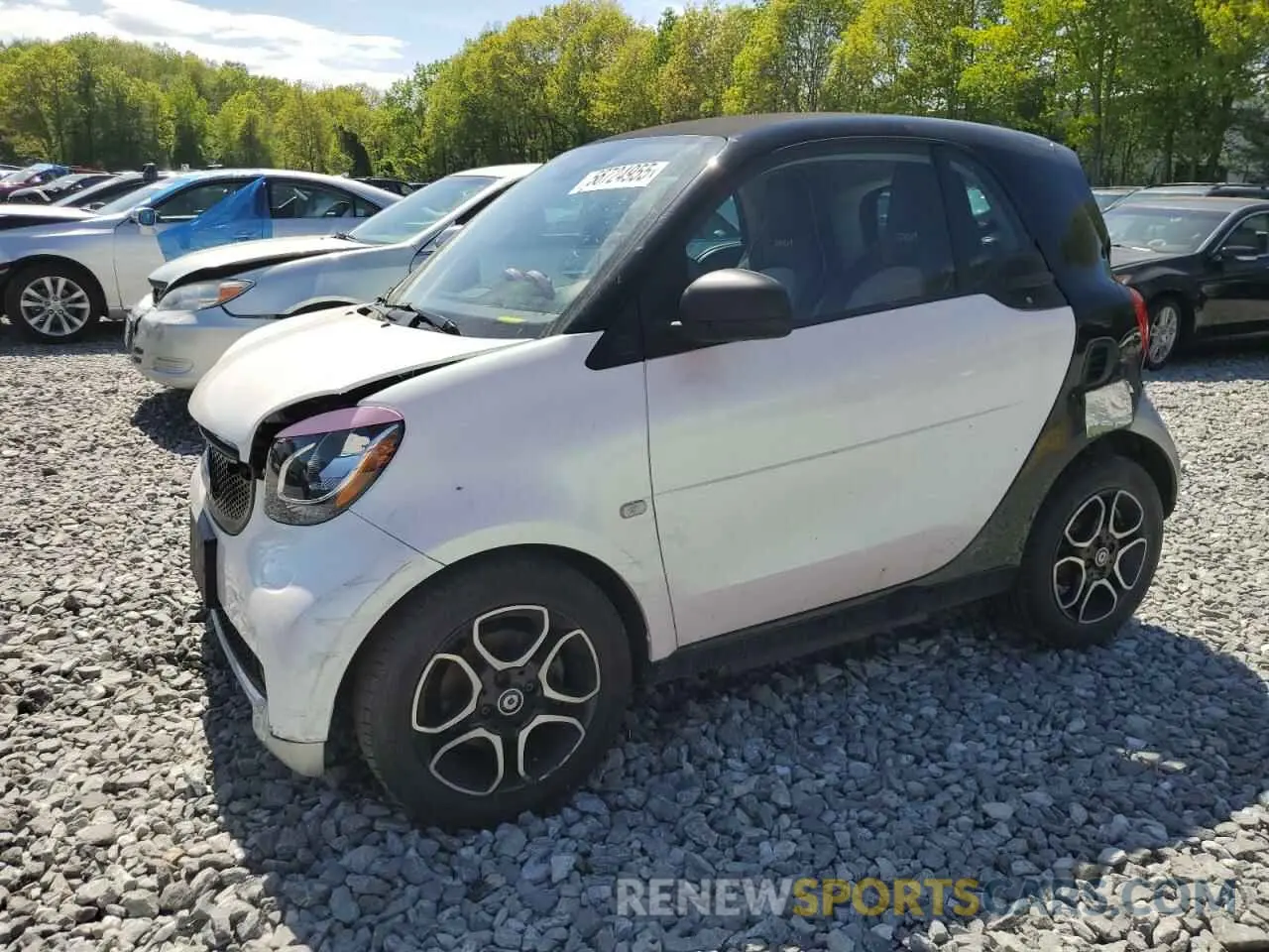1 fotografías del automóvil dañado WMEFJ9BAXKK359995 SMART FORTWO 2019