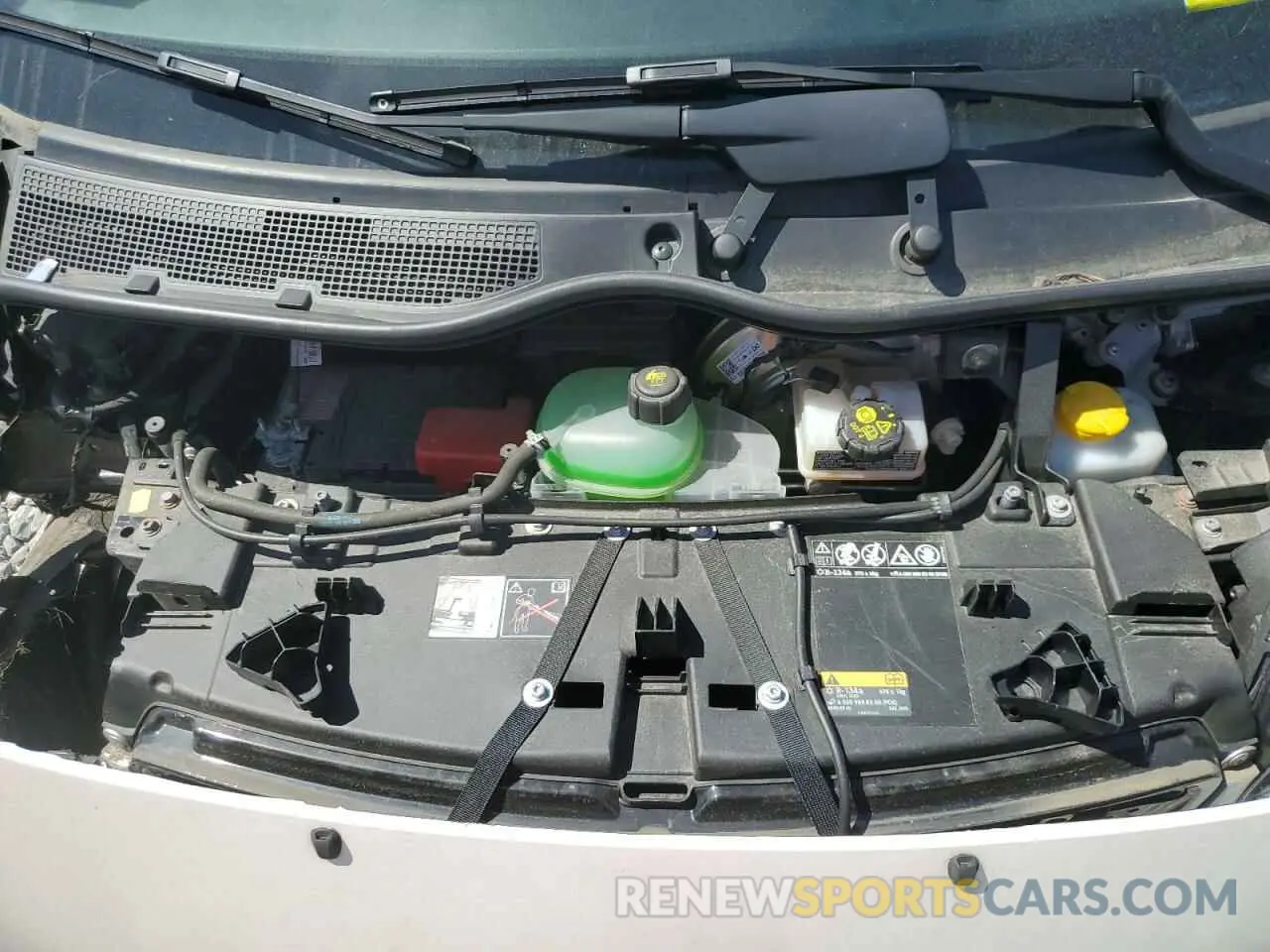 11 fotografías del automóvil dañado WMEFJ9BAXKK359995 SMART FORTWO 2019