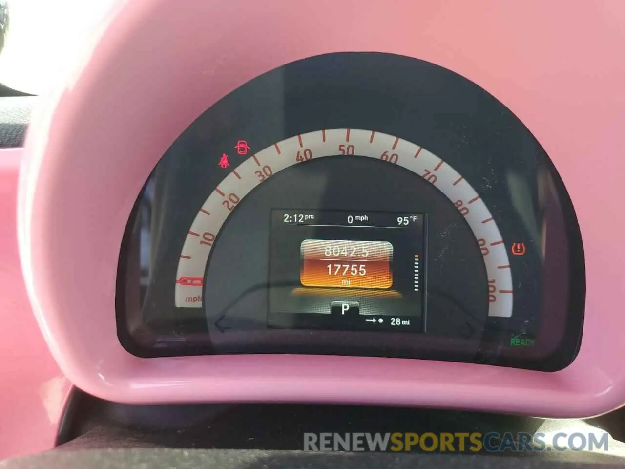 9 fotografías del automóvil dañado WMEFJ9BAXKK359995 SMART FORTWO 2019