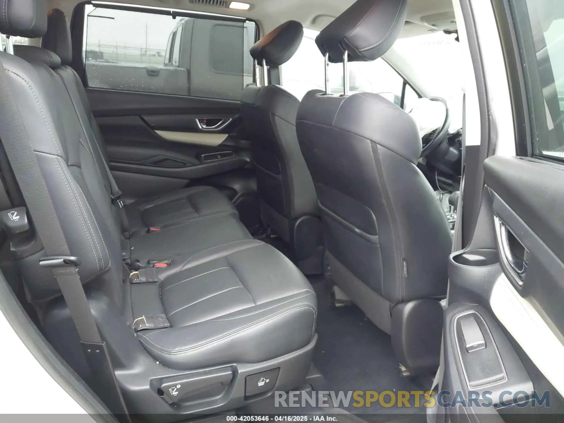 8 fotografías del automóvil dañado 4S4WMAJD0K3472993 SUBARU ASCENT 2019