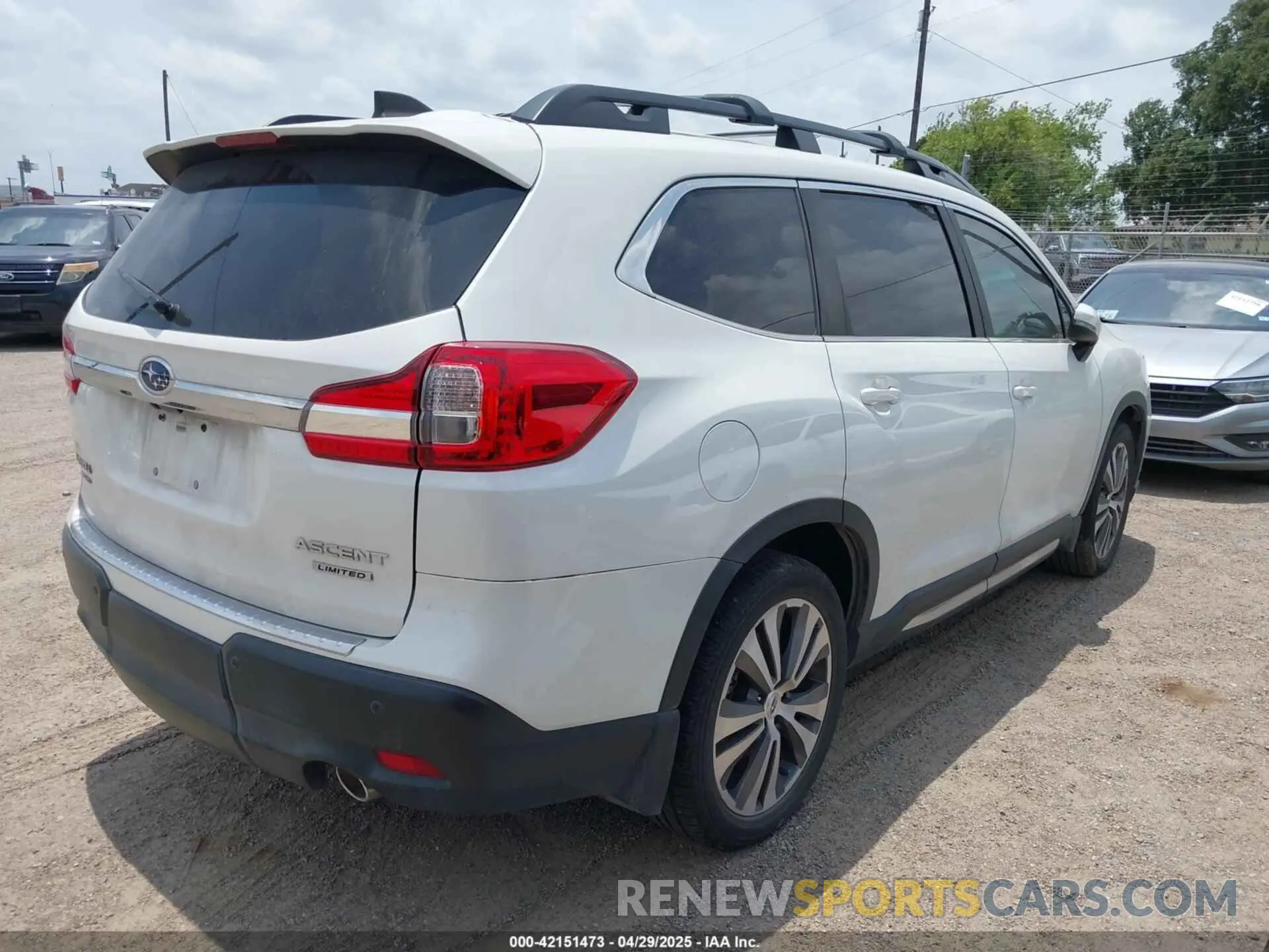 4 fotografías del automóvil dañado 4S4WMAJD4M3456637 SUBARU ASCENT 2021