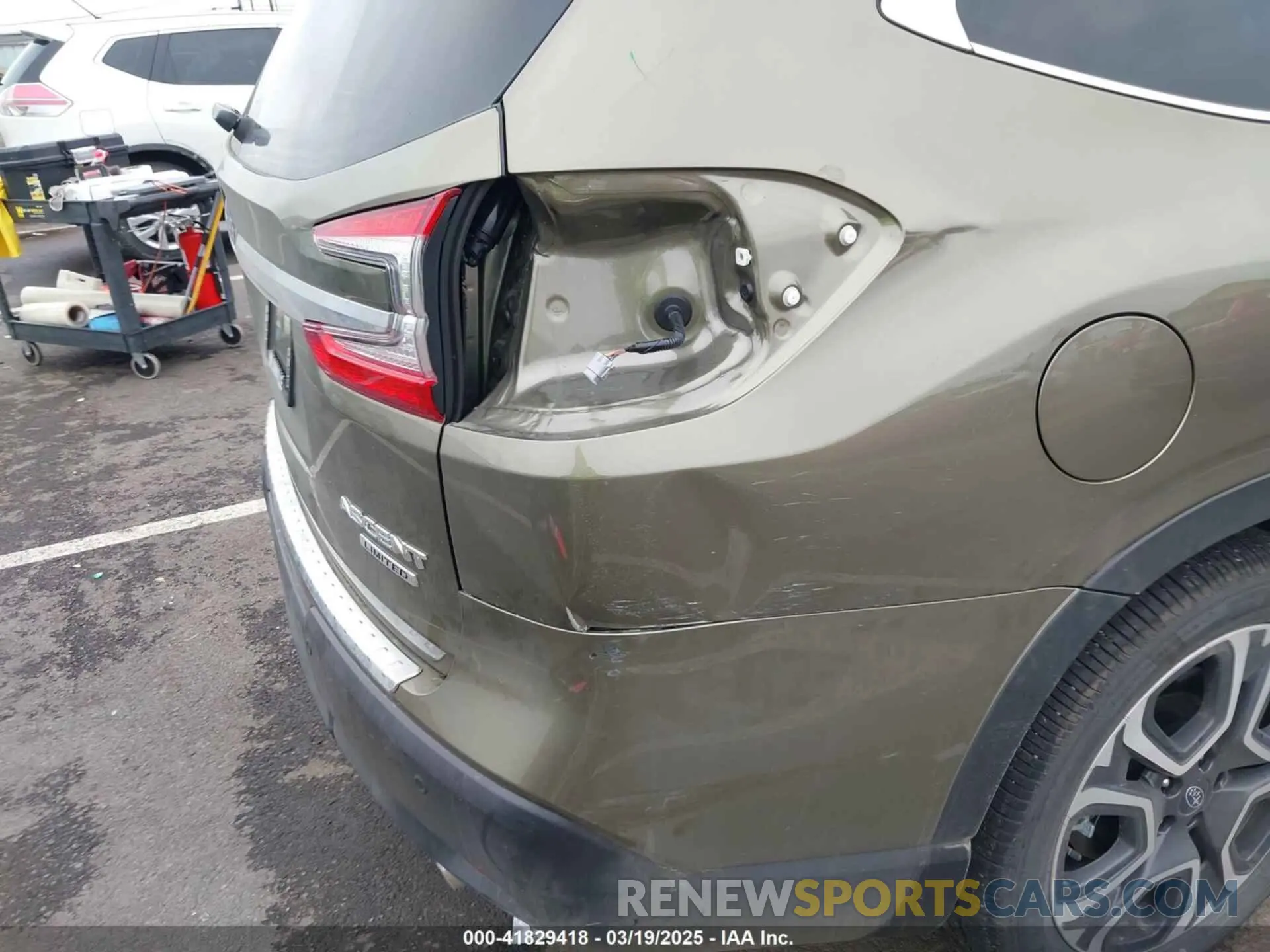 19 fotografías del automóvil dañado 4S4WMAUD5R3441356 SUBARU ASCENT 2024