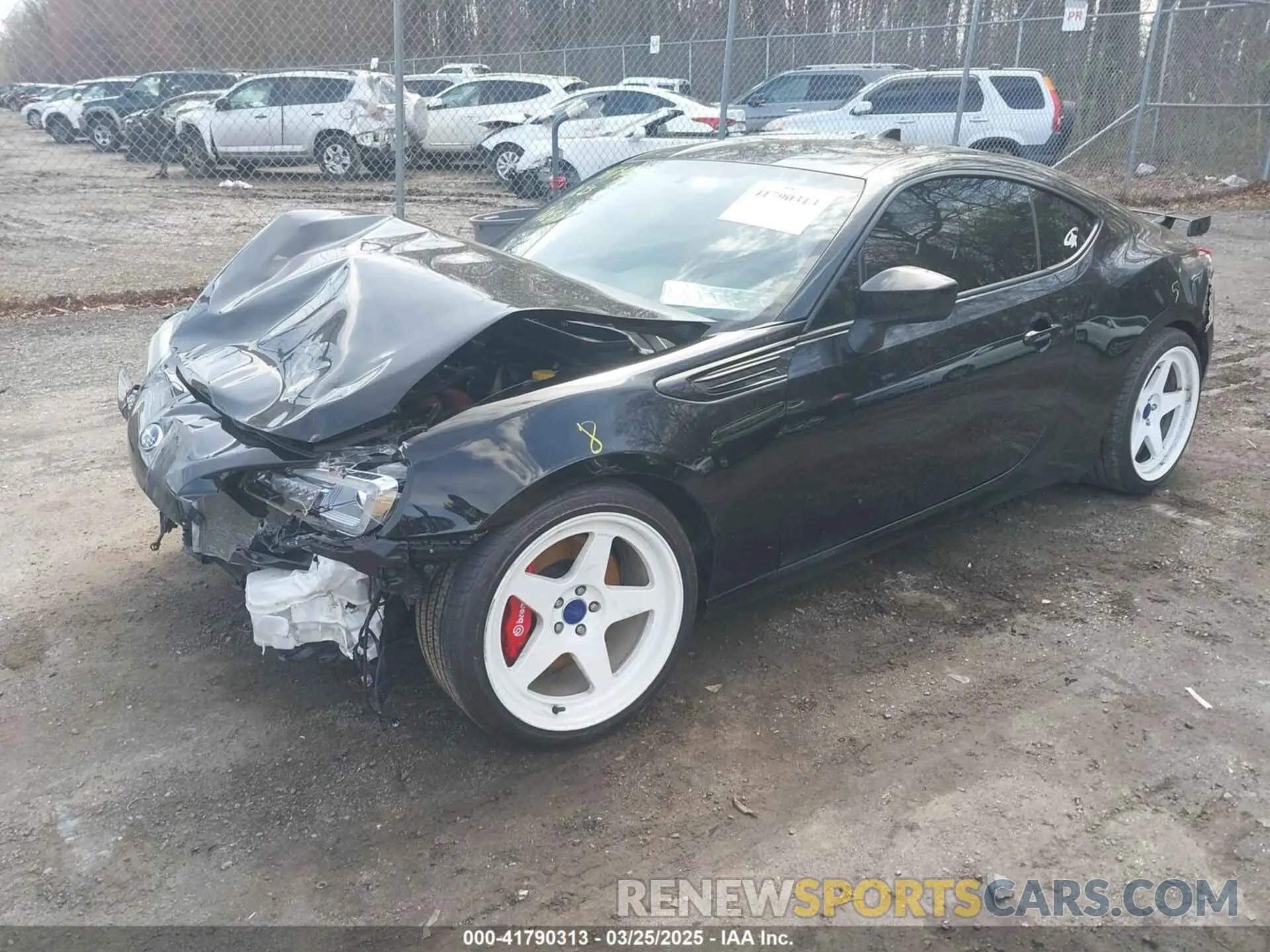 2 fotografías del automóvil dañado JF1ZCAC11L9701354 SUBARU BRZ 2020
