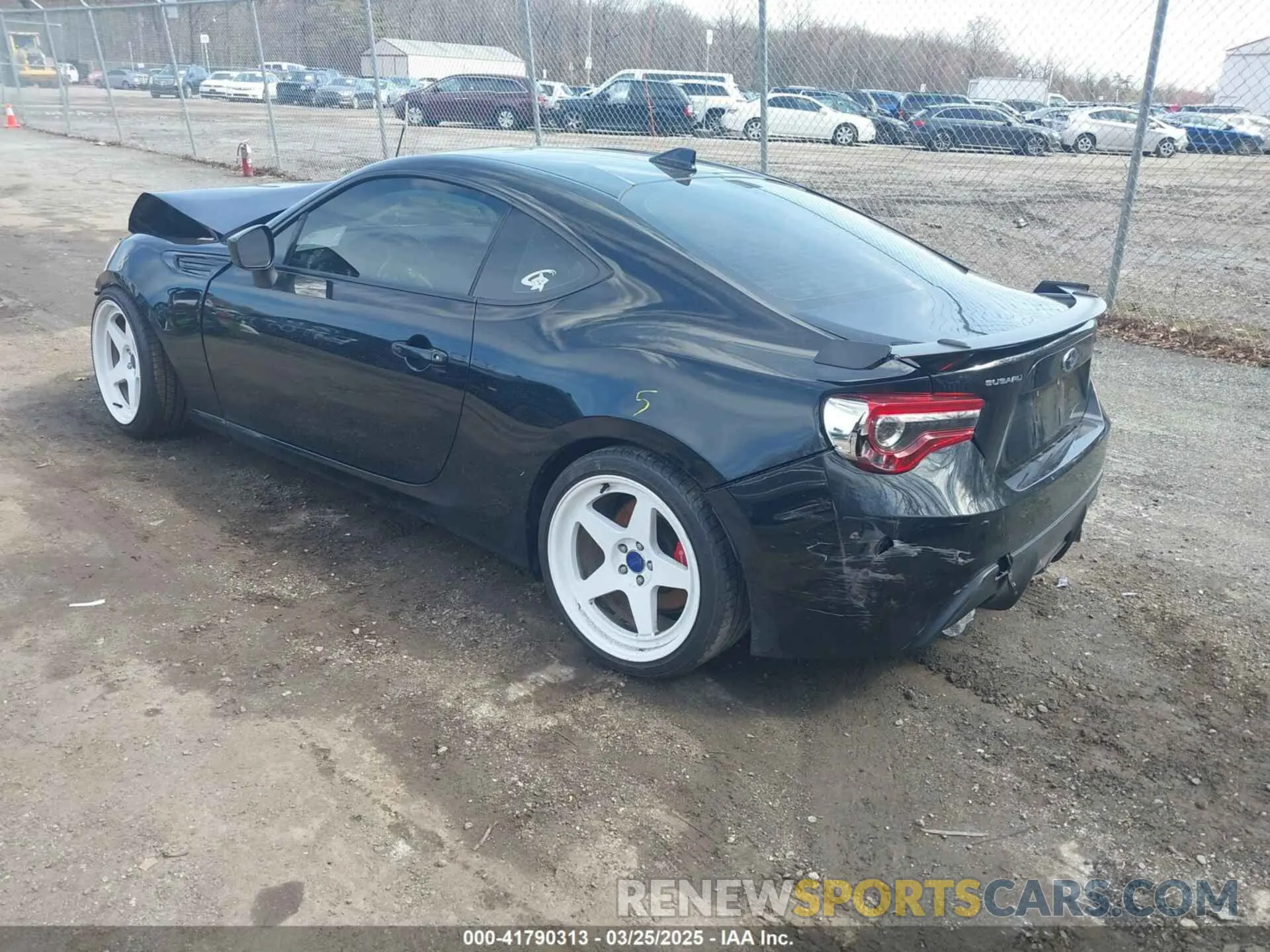 3 fotografías del automóvil dañado JF1ZCAC11L9701354 SUBARU BRZ 2020