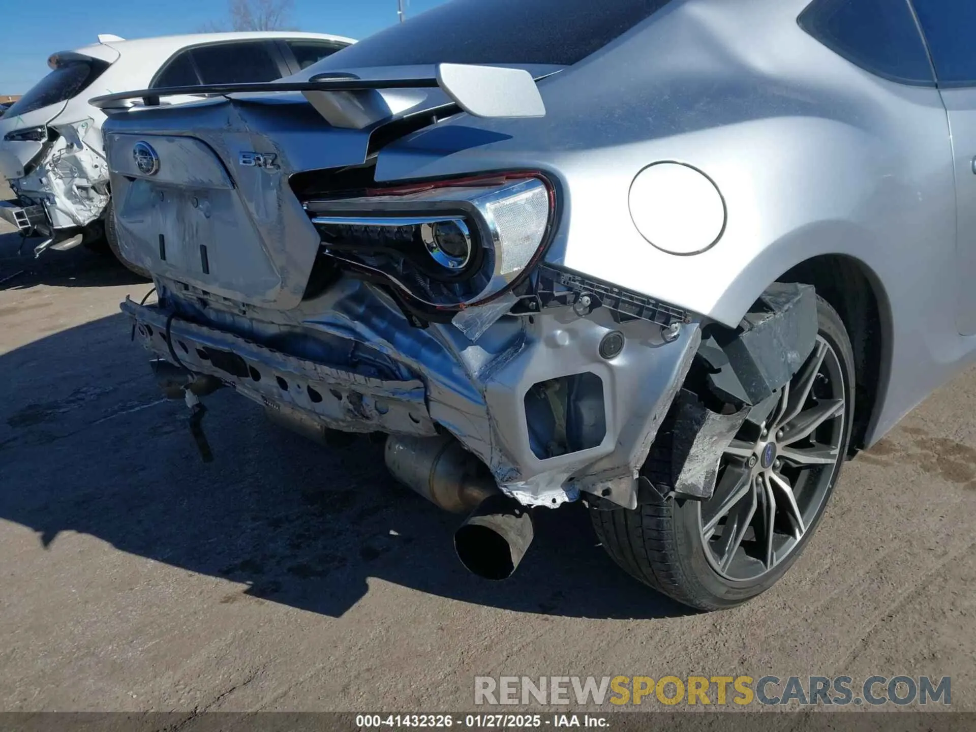 6 fotografías del automóvil dañado JF1ZCAC17L8700229 SUBARU BRZ 2020