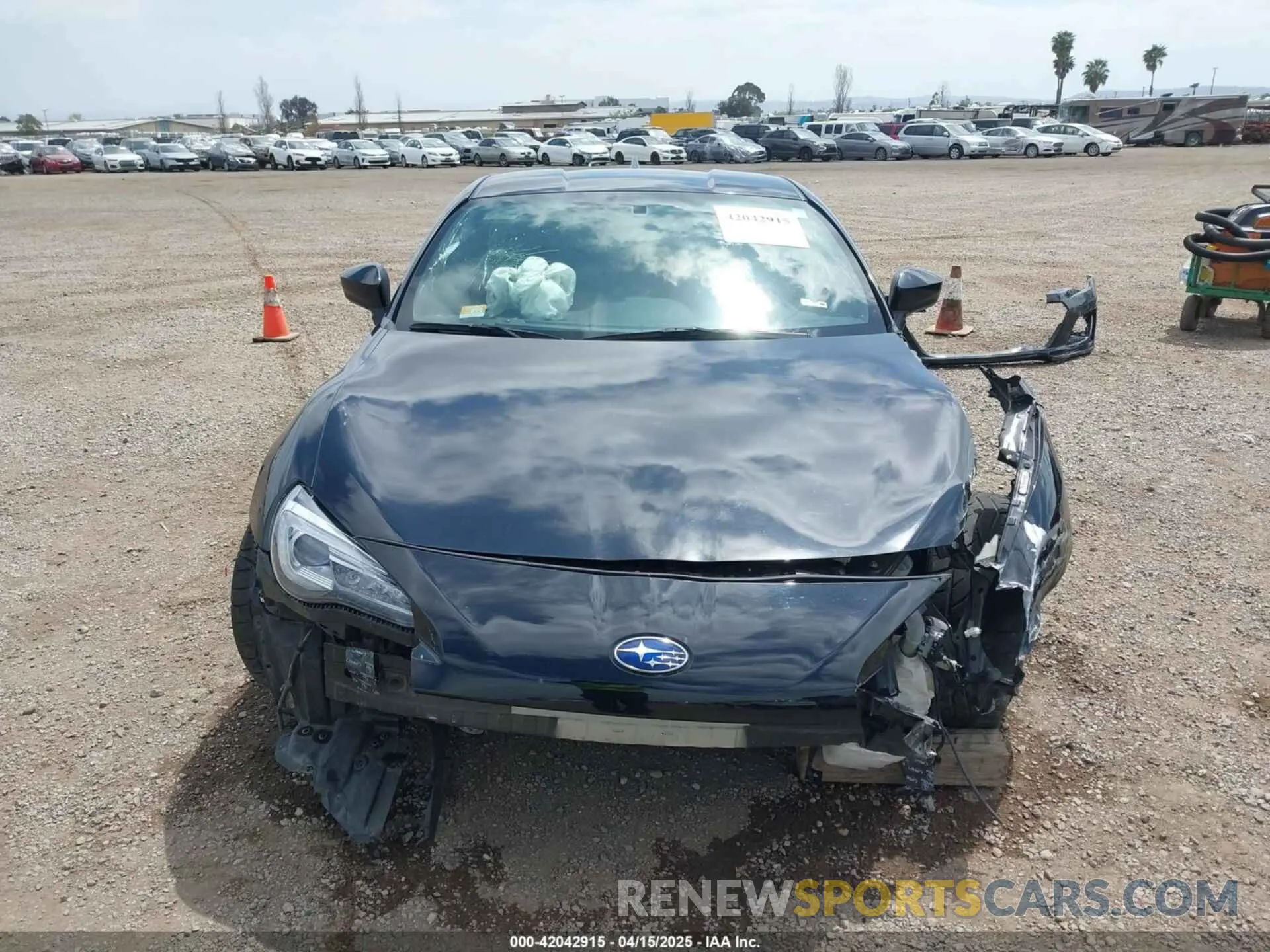 12 fotografías del automóvil dañado JF1ZCAC19L8703696 SUBARU BRZ 2020