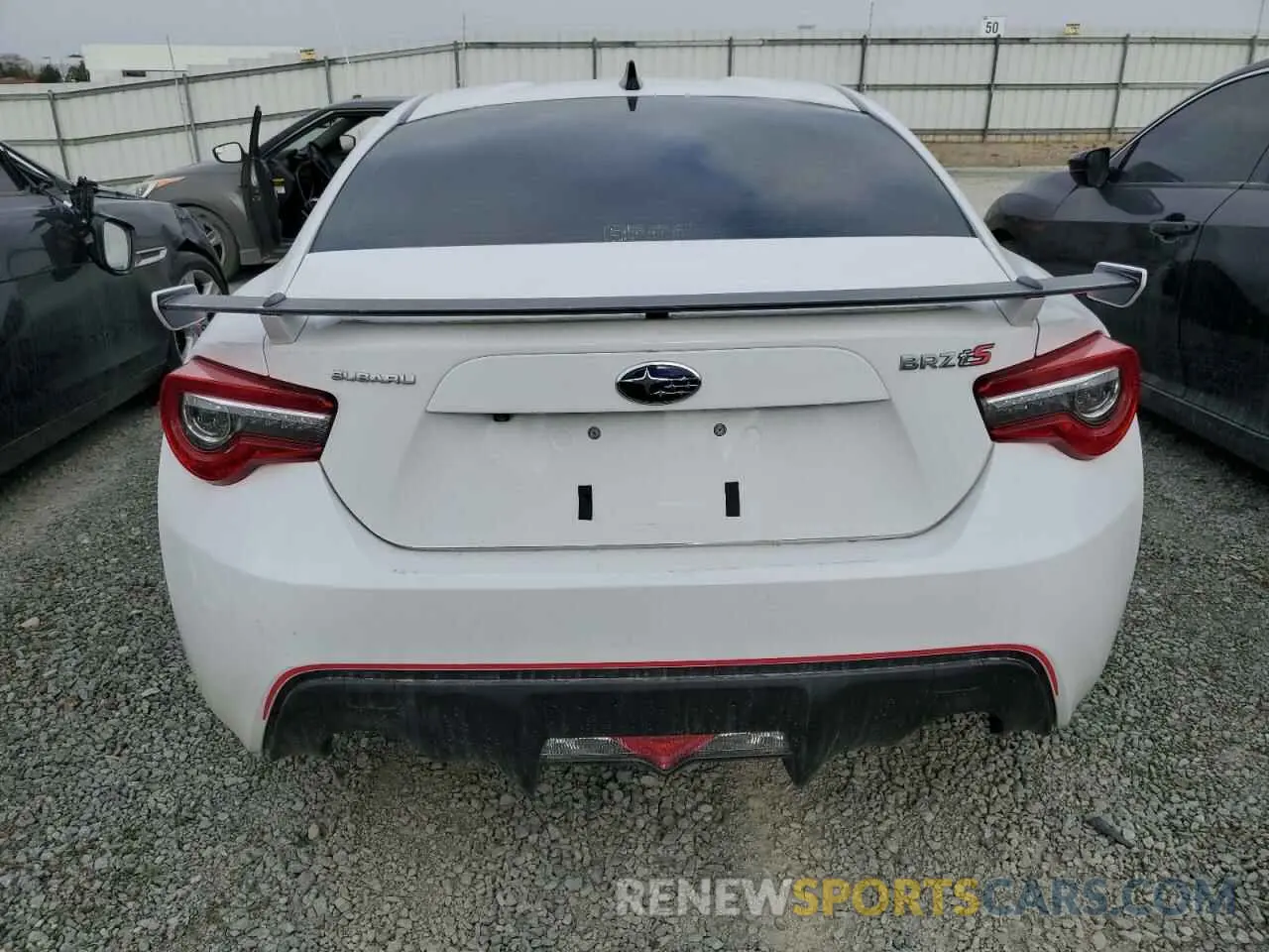 6 fotografías del automóvil dañado JF1ZCAD11L9700557 SUBARU BRZ 2020