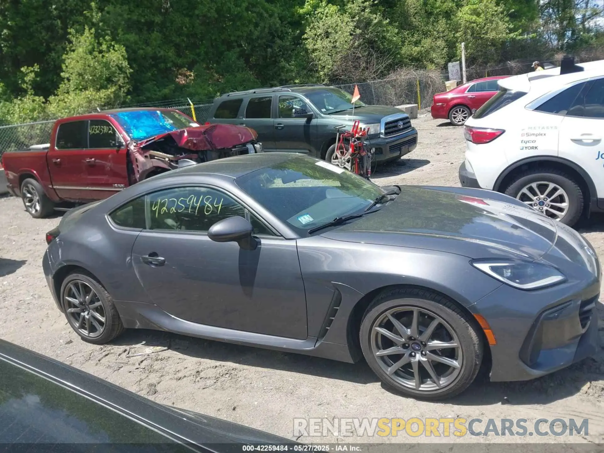 13 fotografías del automóvil dañado JF1ZDBC15N8701028 SUBARU BRZ 2022