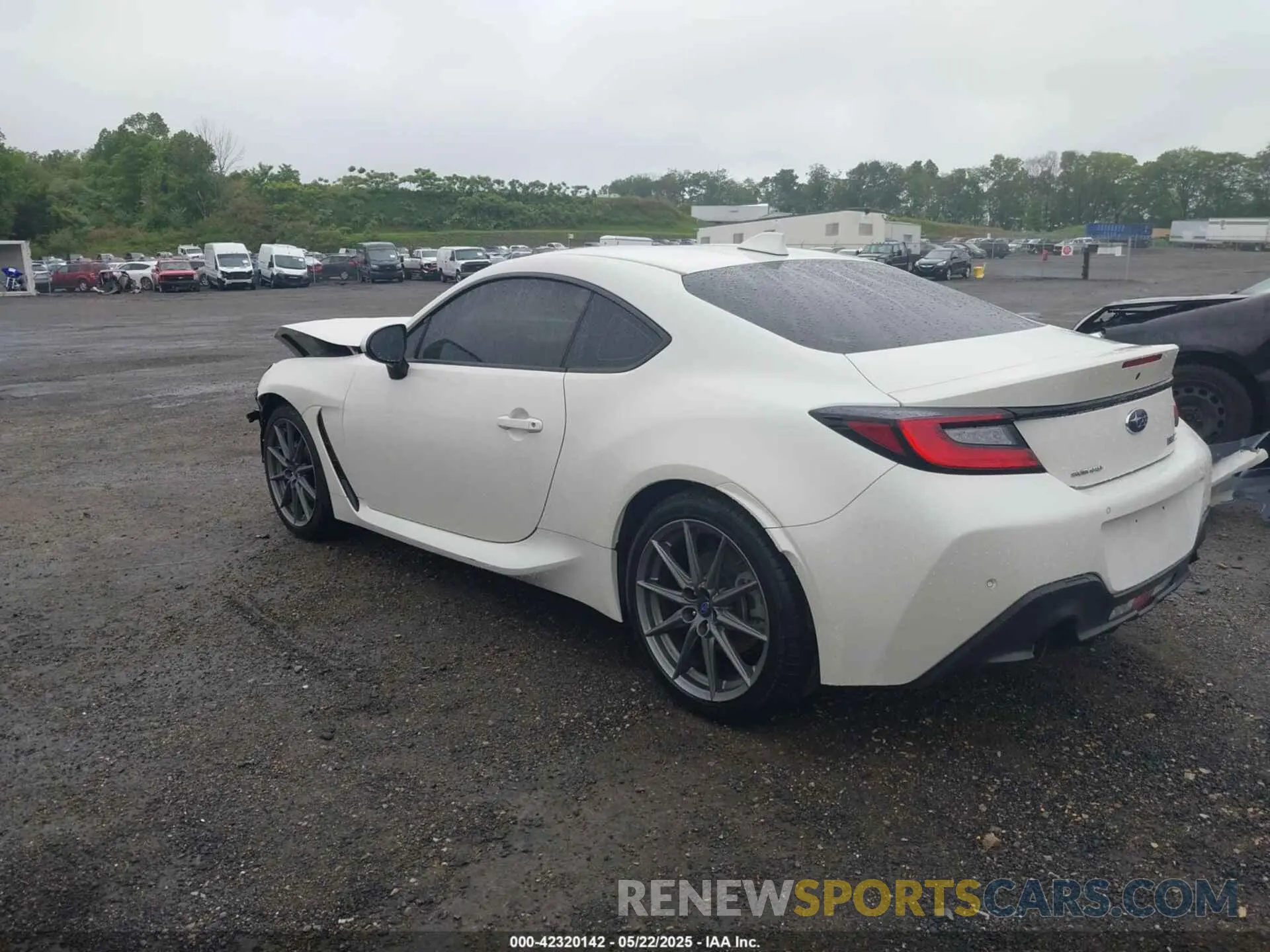 3 fotografías del automóvil dañado JF1ZDBF19N8703196 SUBARU BRZ 2022