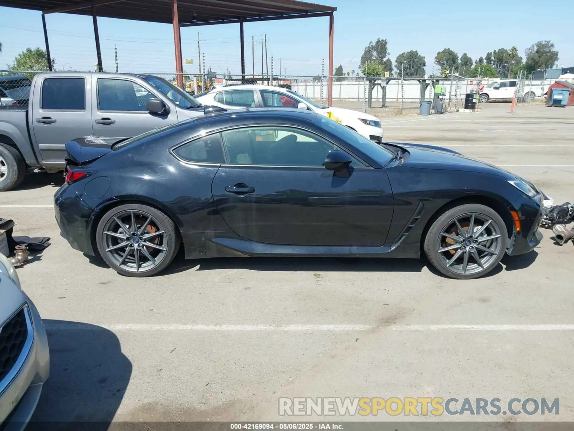 14 fotografías del automóvil dañado JF1ZDBE11P9707404 SUBARU BRZ 2023